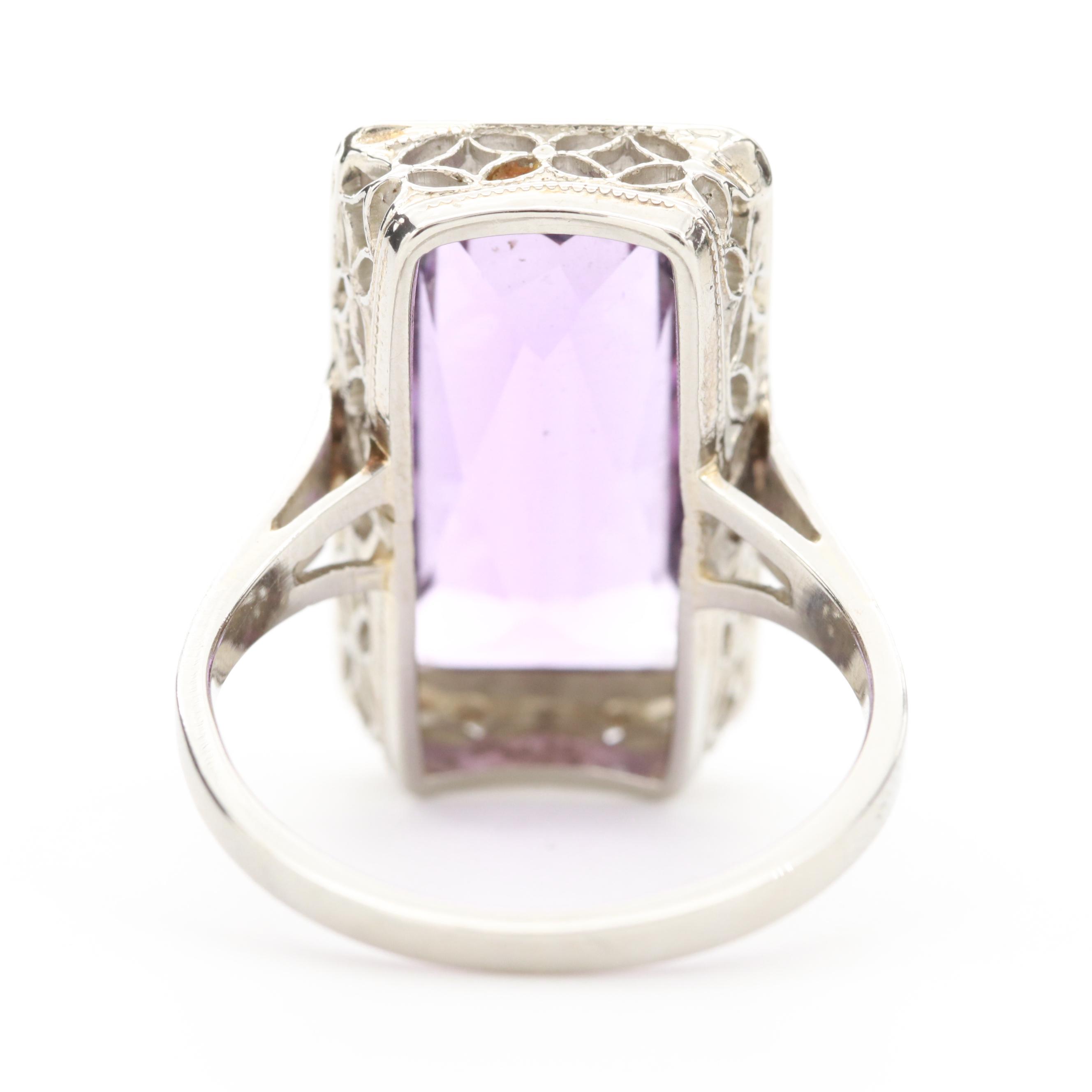 Vintage 18K White Gold Amethyst Ring