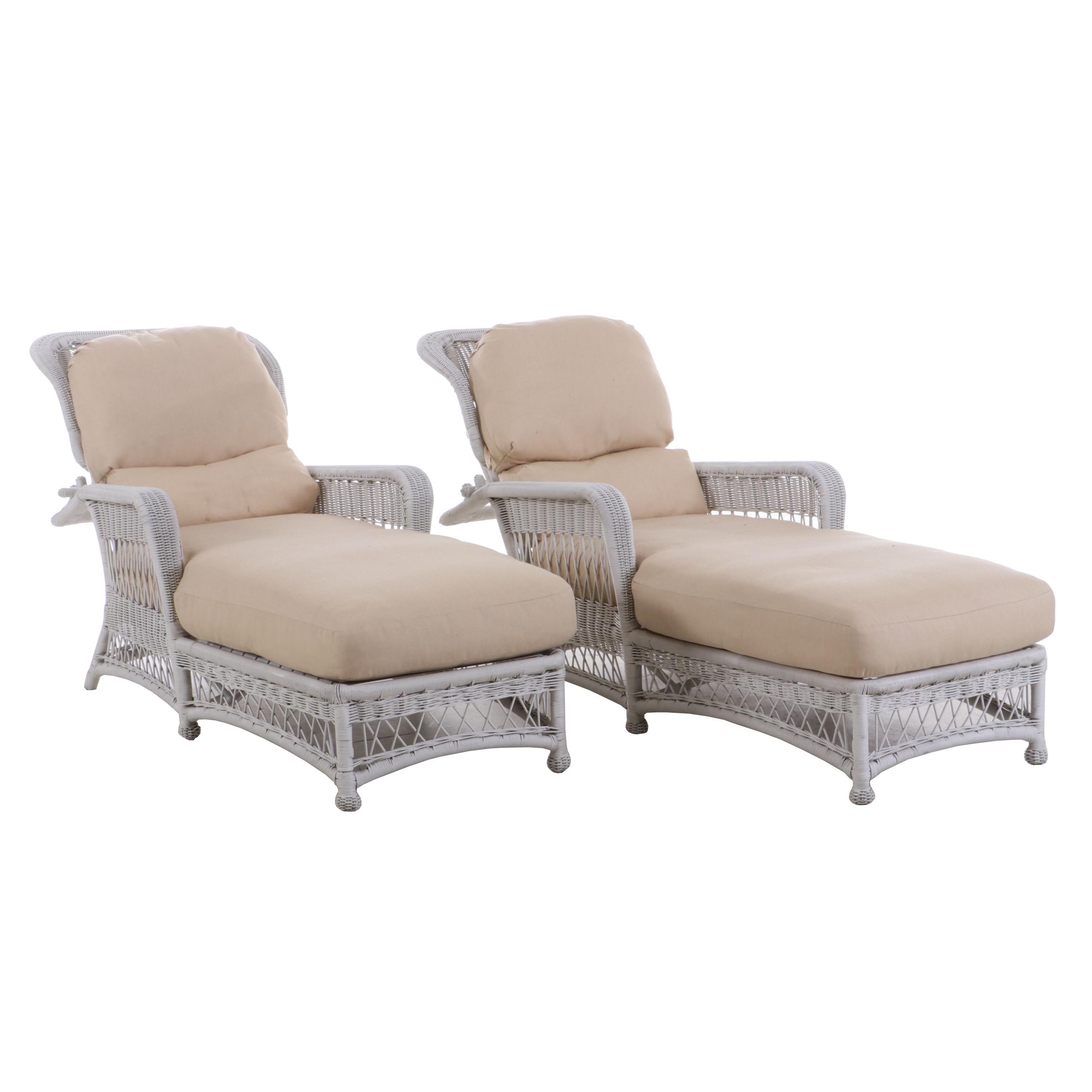 White Wicker Lounge Chair