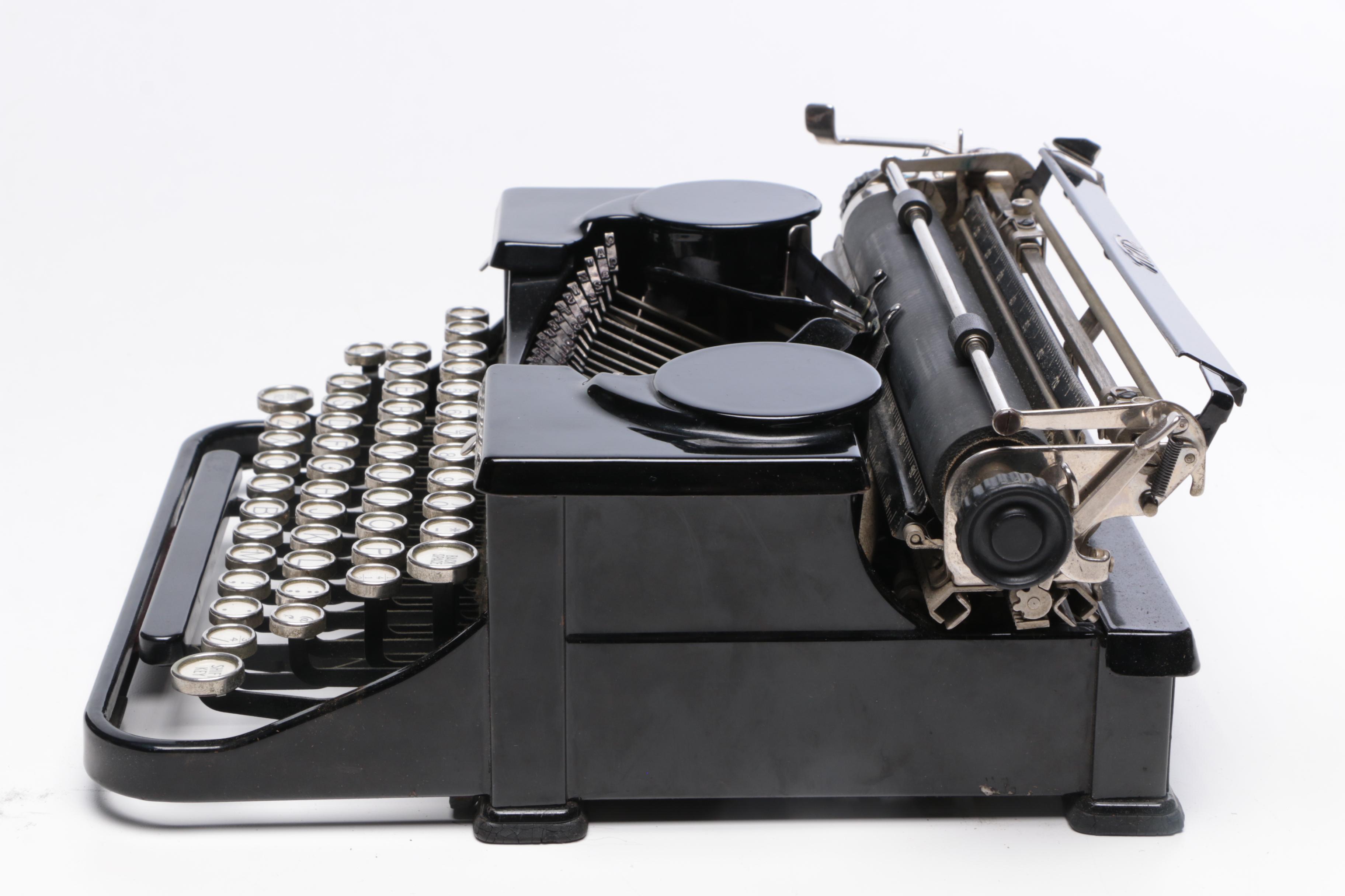 Royal Portable Typewriter in Case, circa 1930