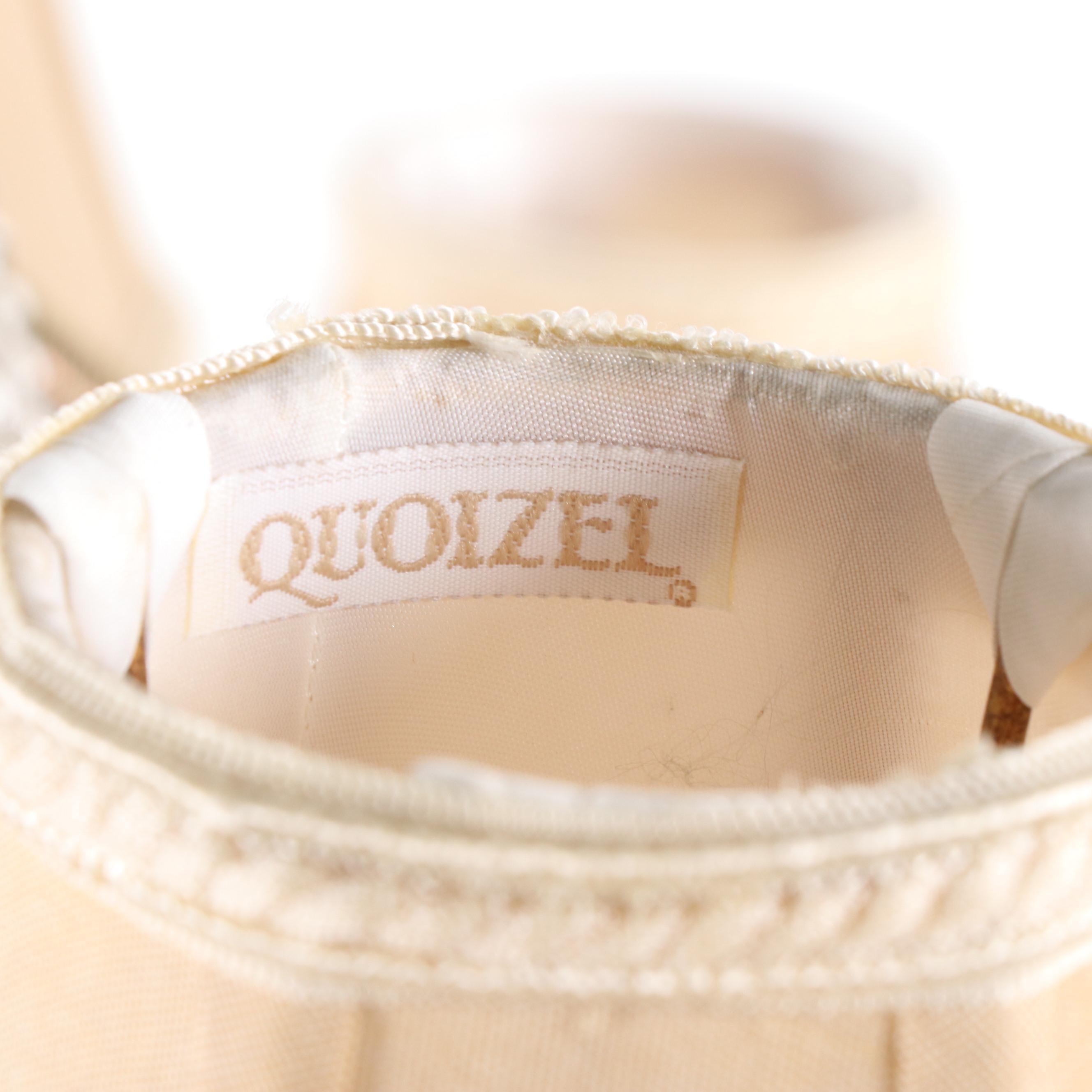 Quoizel "La Crysta" Gold Finch Finish Chandelier