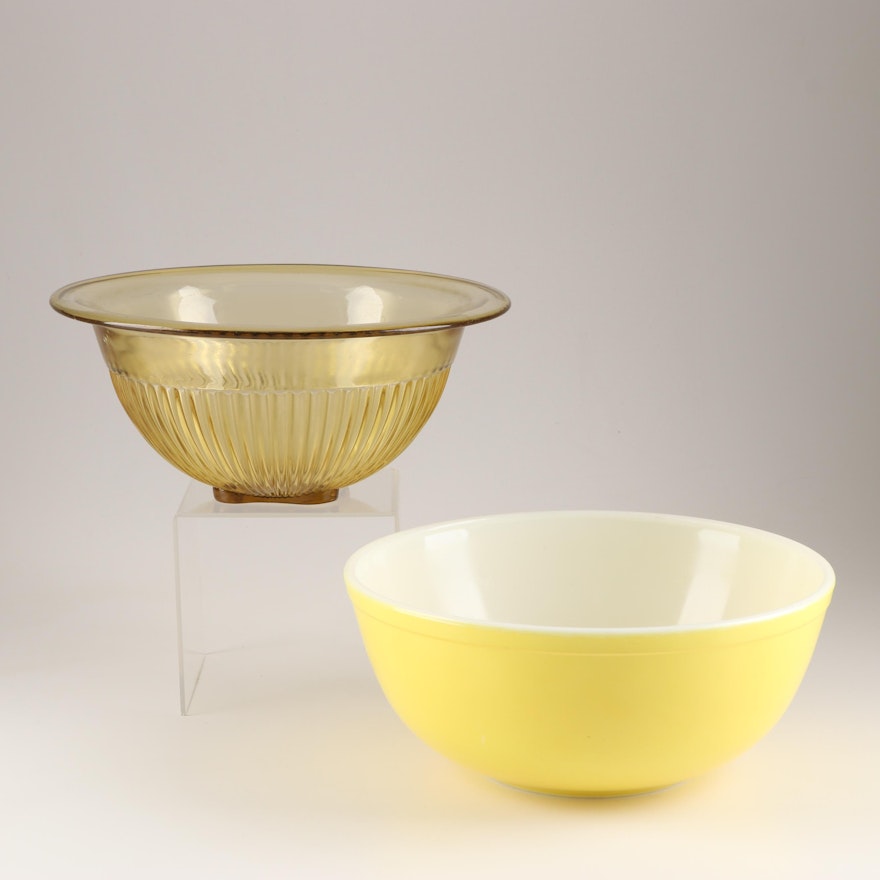 Pyrex "Primary Colors" Mixing Bowl and Federal Glass Bakeware