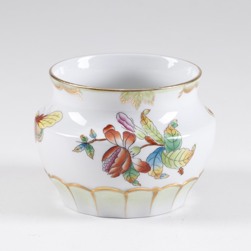 Herend "Queen Victoria" Hand-Painted Porcelain Potpourri Jar