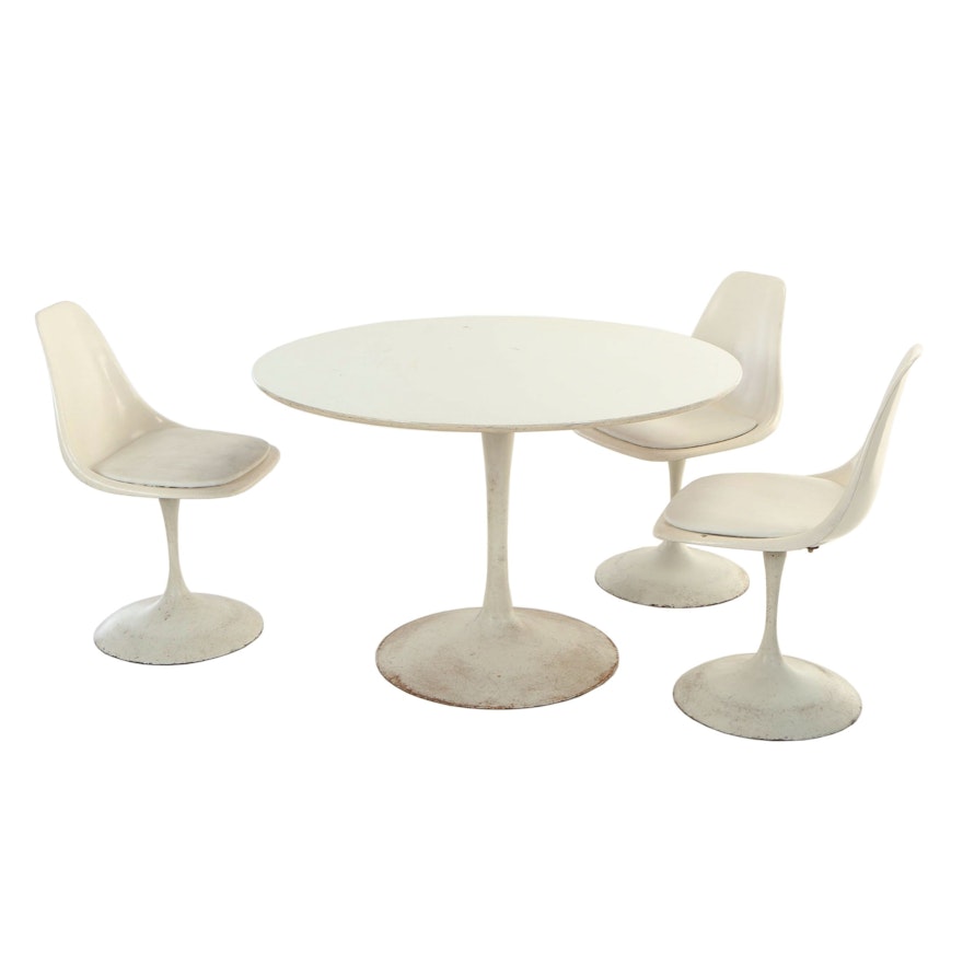 Manner of Eero Saarinen, Four-Piece Modernist Tulip Dining Set, Circa 1970