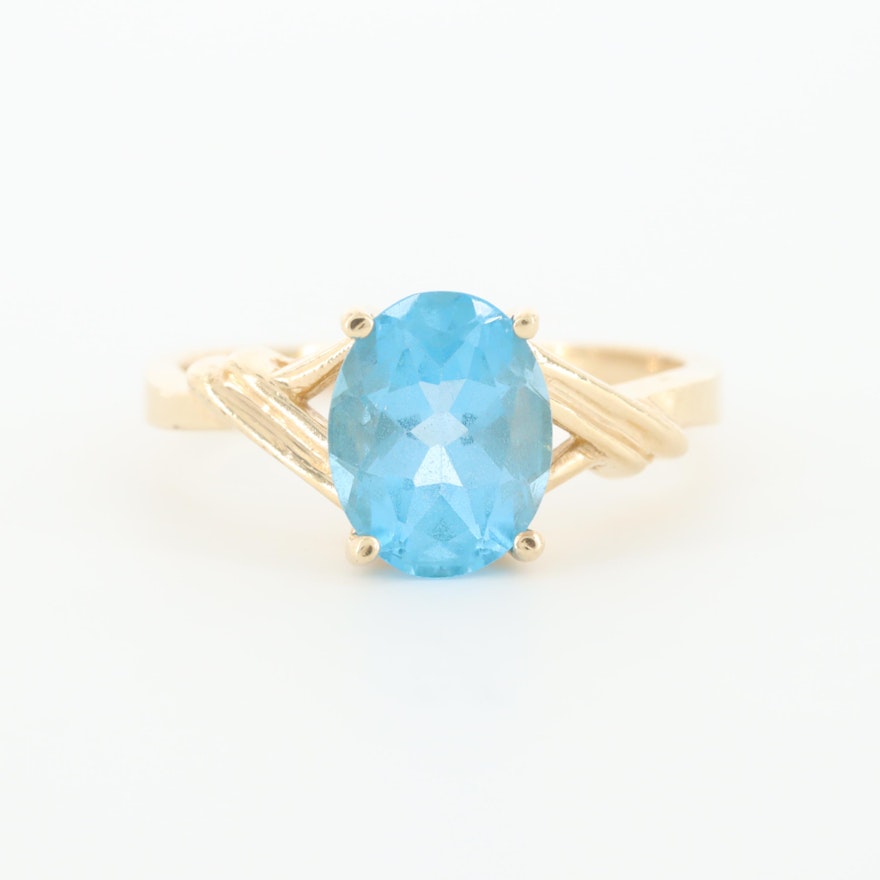 10K Yellow Gold Blue Topaz Ring