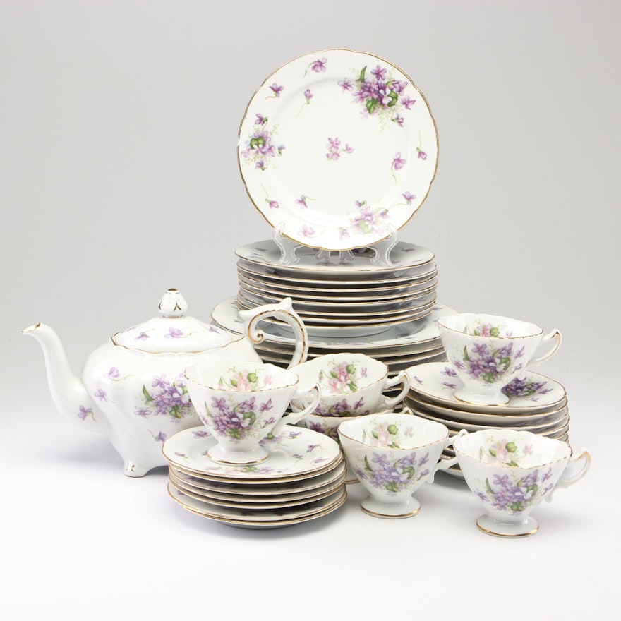 Rossetti Occupied Japan "Spring Violets" Porcelain Dinnerware, 1945-1952
