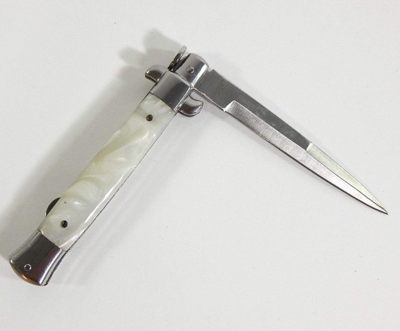 Kriegar Stiletto Lockback Folding Knive