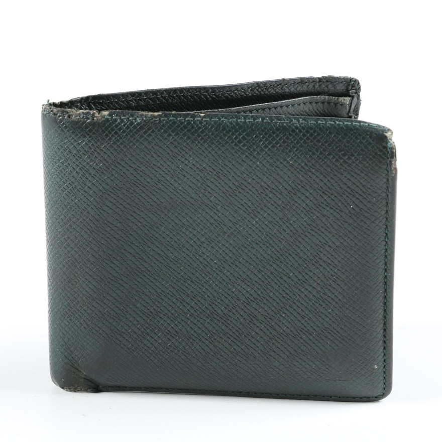 Louis Vuitton Paris Bifold in Borneo Green Taiga Leather