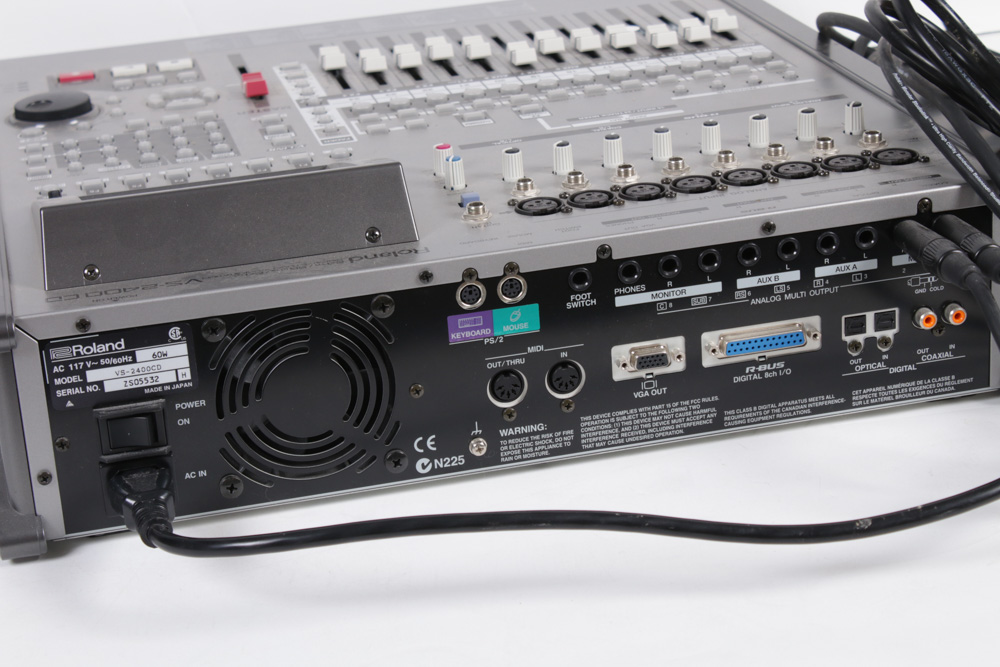 Roland VS-2400CD MultiTrack Recorder
