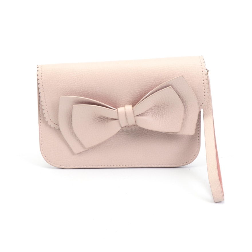 Kate Spade New York Vanderbilt Place Mollie Bow Wristlet in Pale Pink Leather