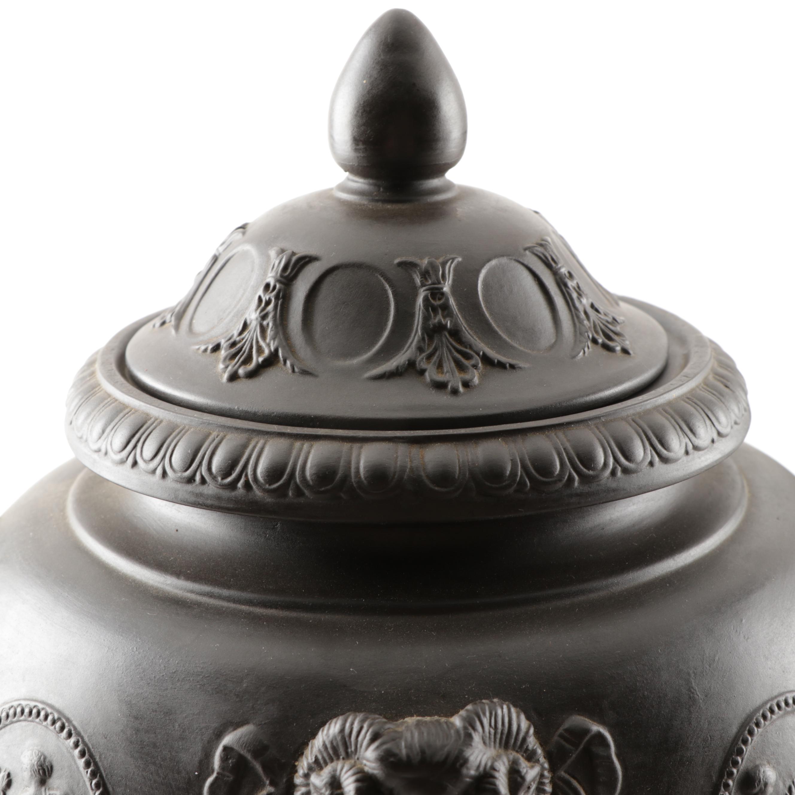 Mottahedeh Italian Black Basalt Earthenware Grecian Urns