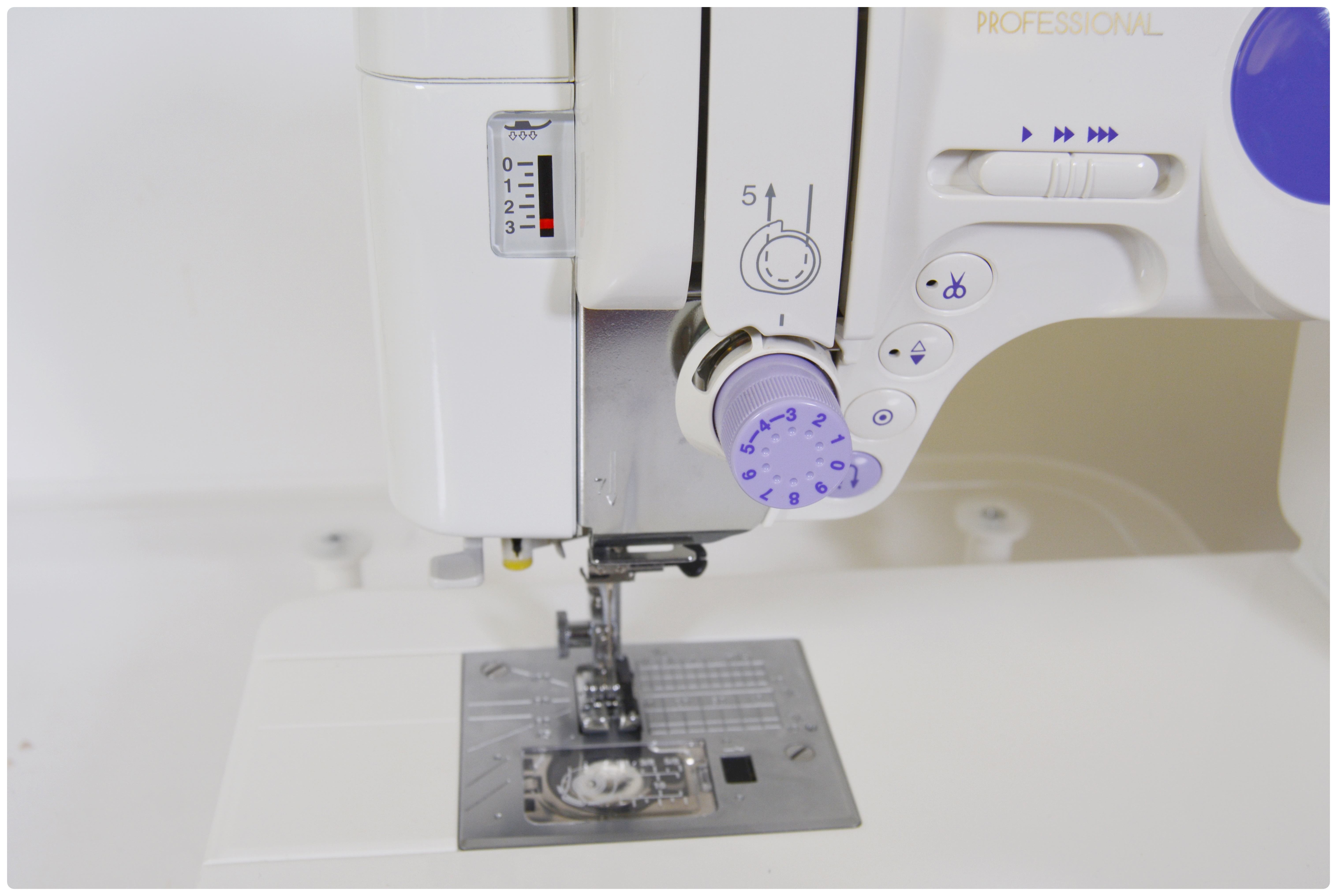 Janome Memory Craft 6500 Professional Sewing Machine and Extension Table
