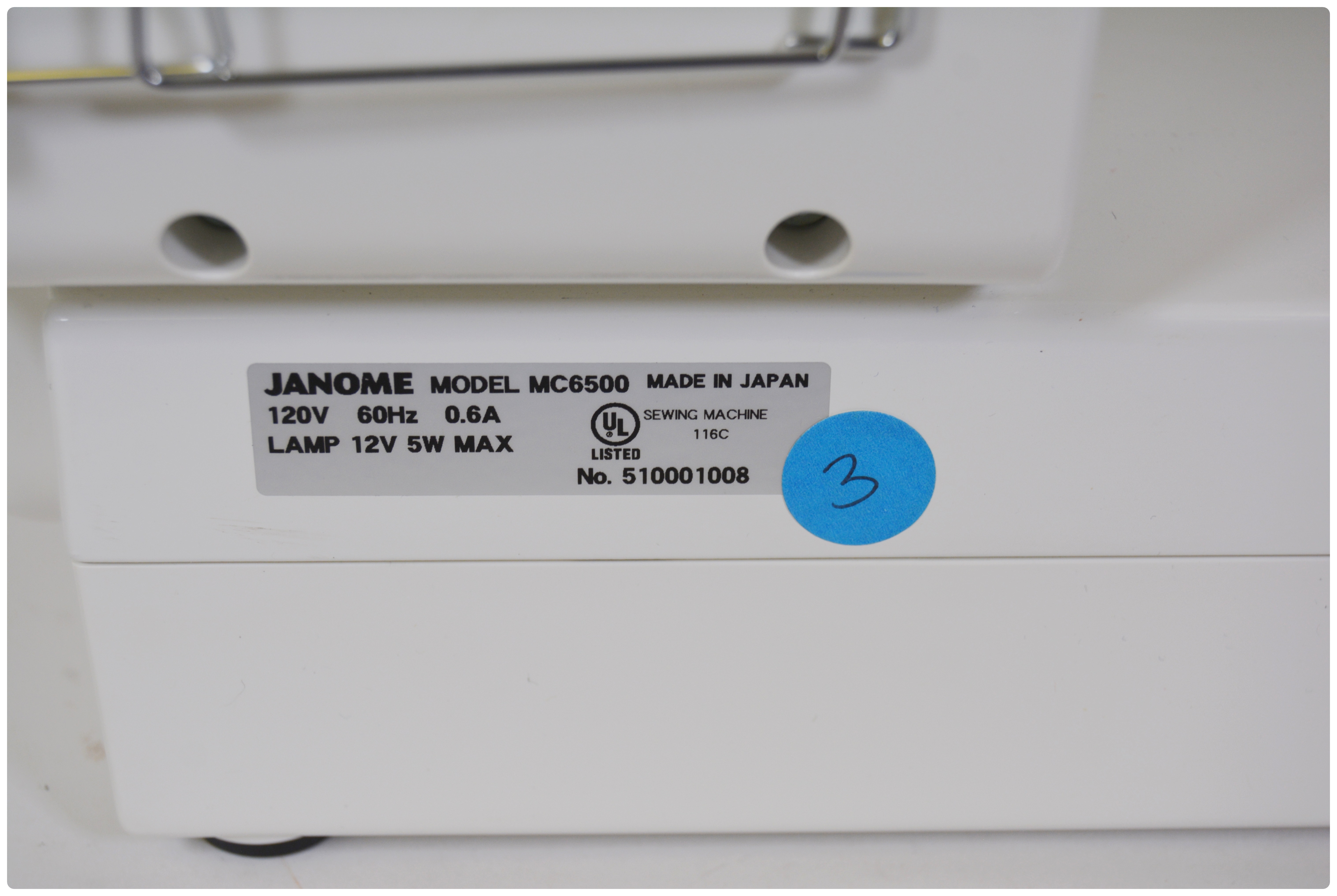 Janome Memory Craft 6500 Professional Sewing Machine and Extension Table