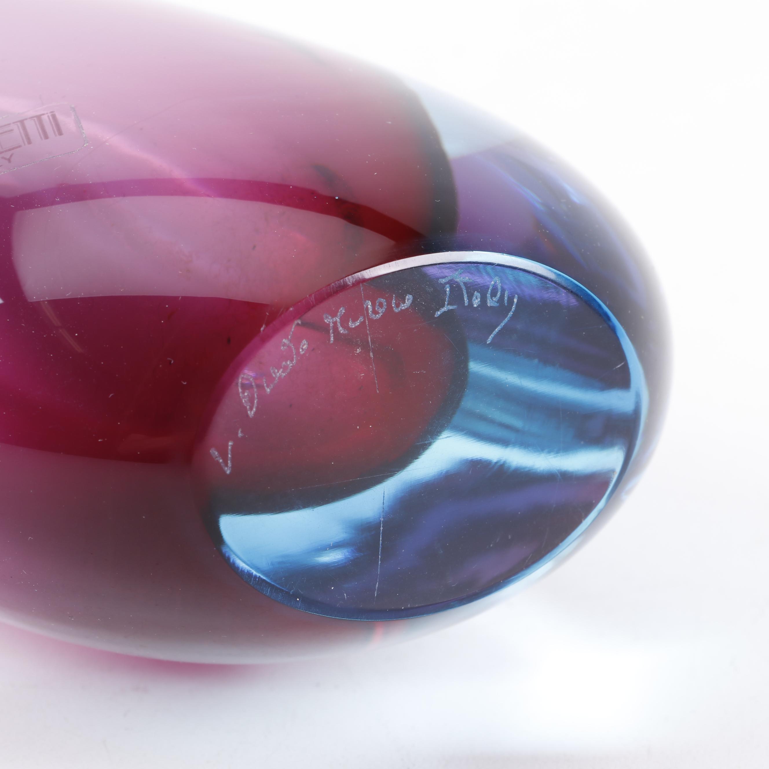 Luigi Onesto Oggetti Murano Encased Glass Vase