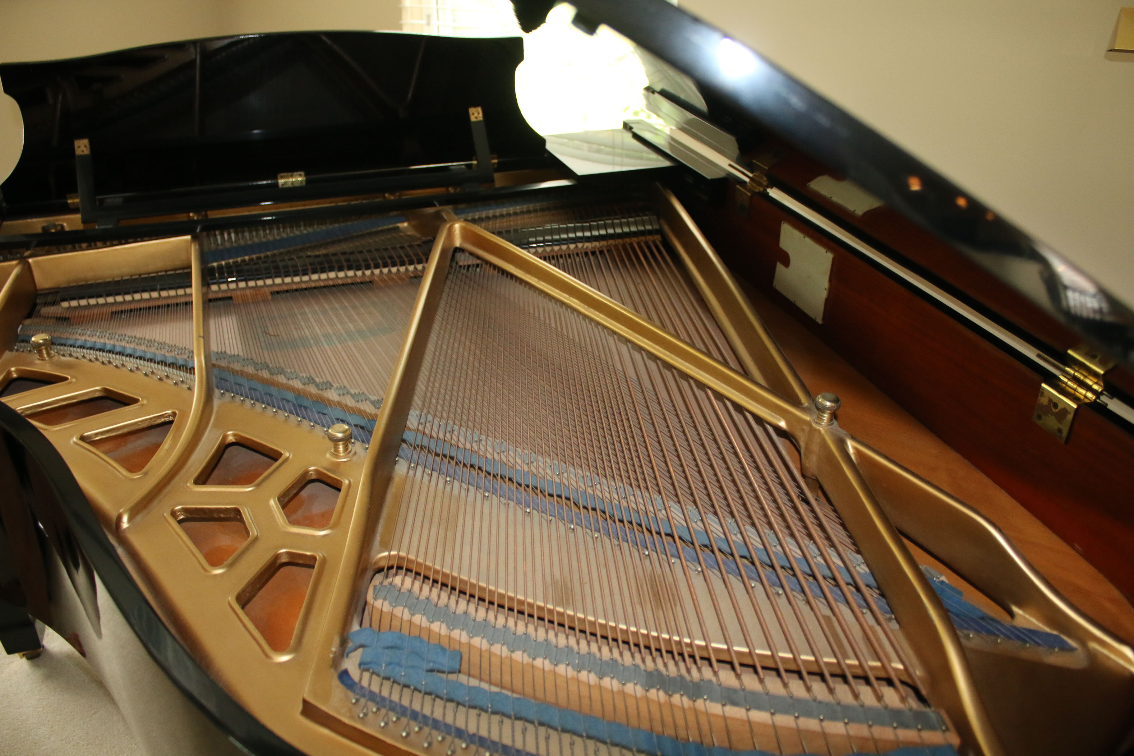 Kawai KG2-C Grand Piano, 1973