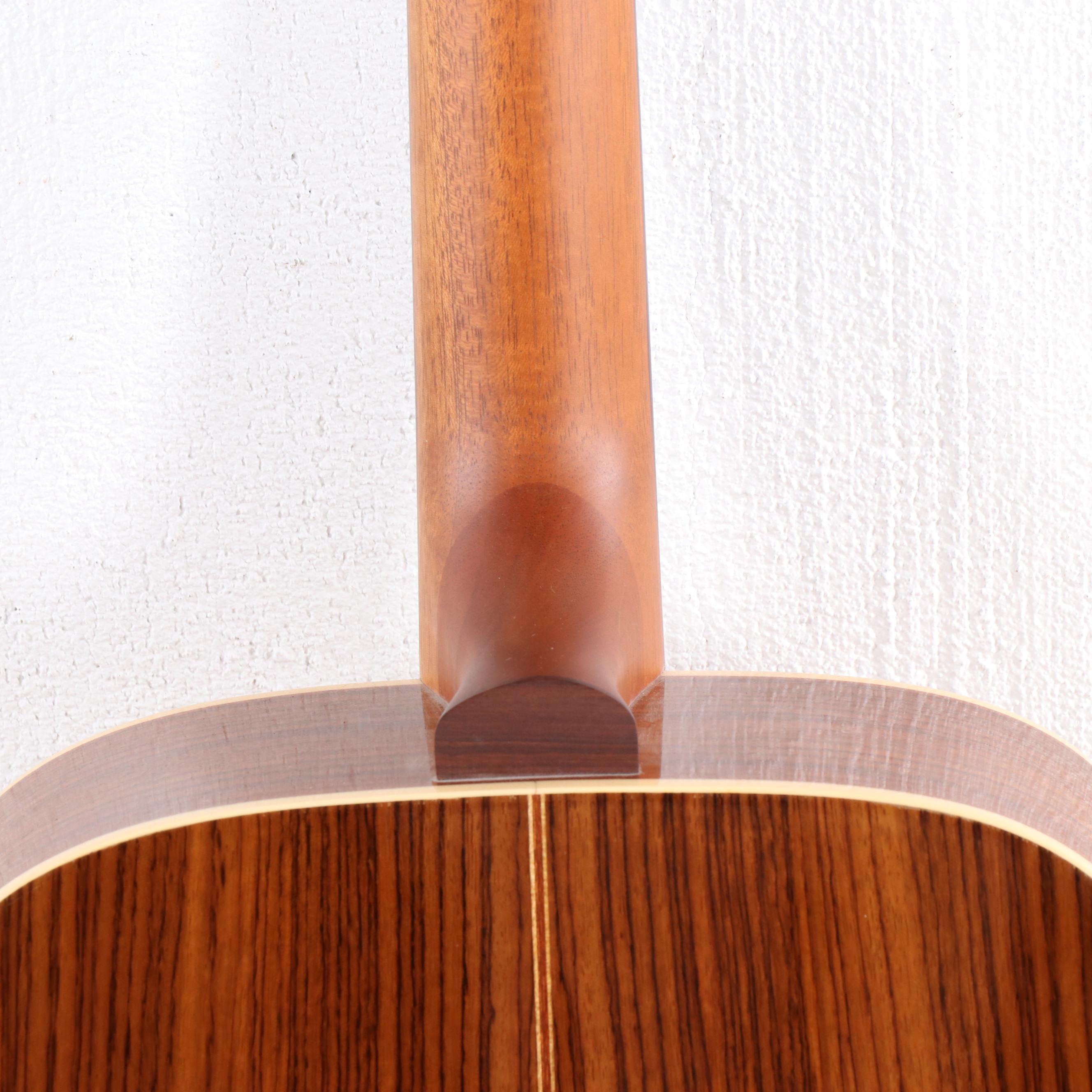 Norman ST68 Acoustic Guitar