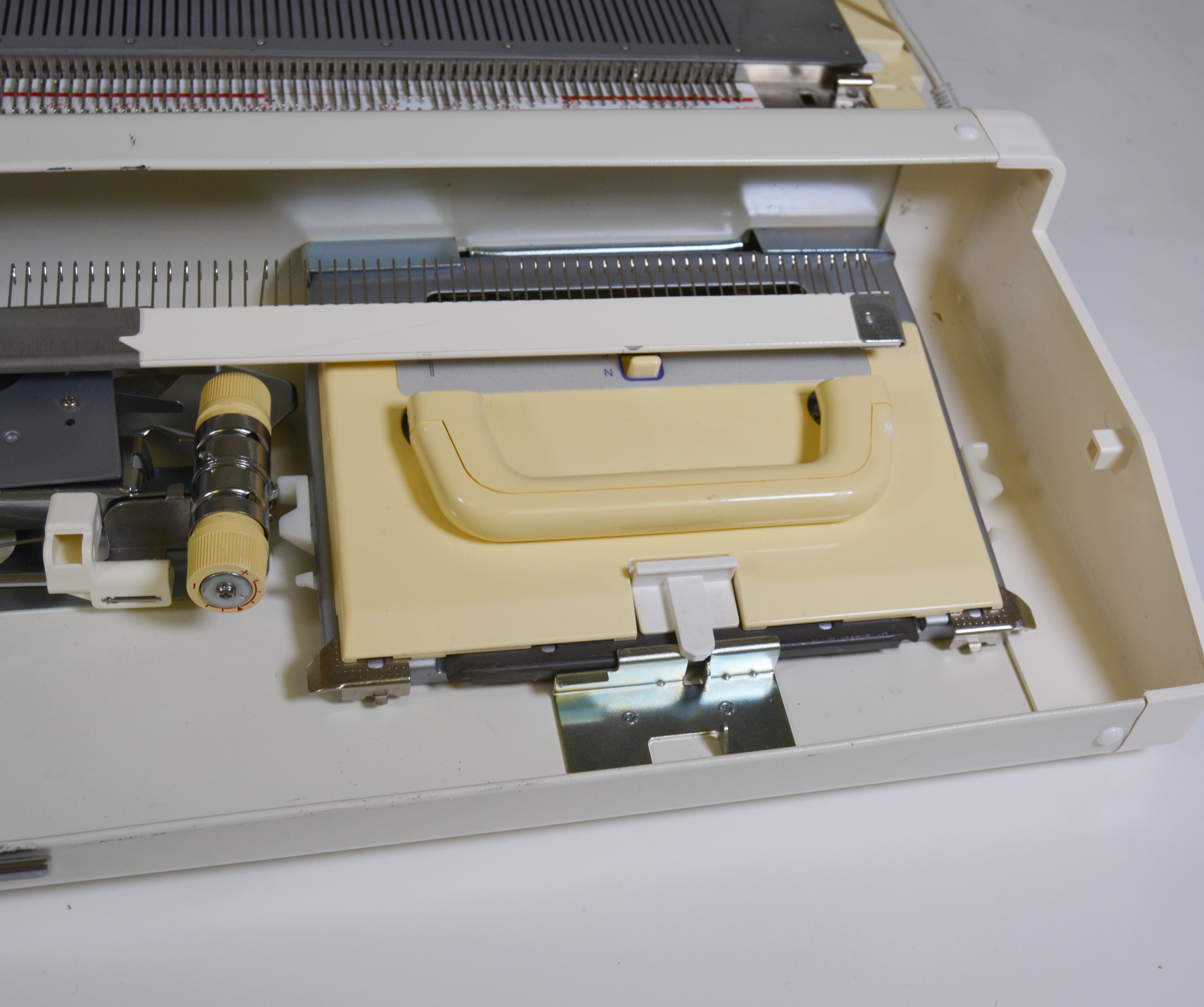 Brother Electroknit Knitting Machine KH-970 and Metal Stand