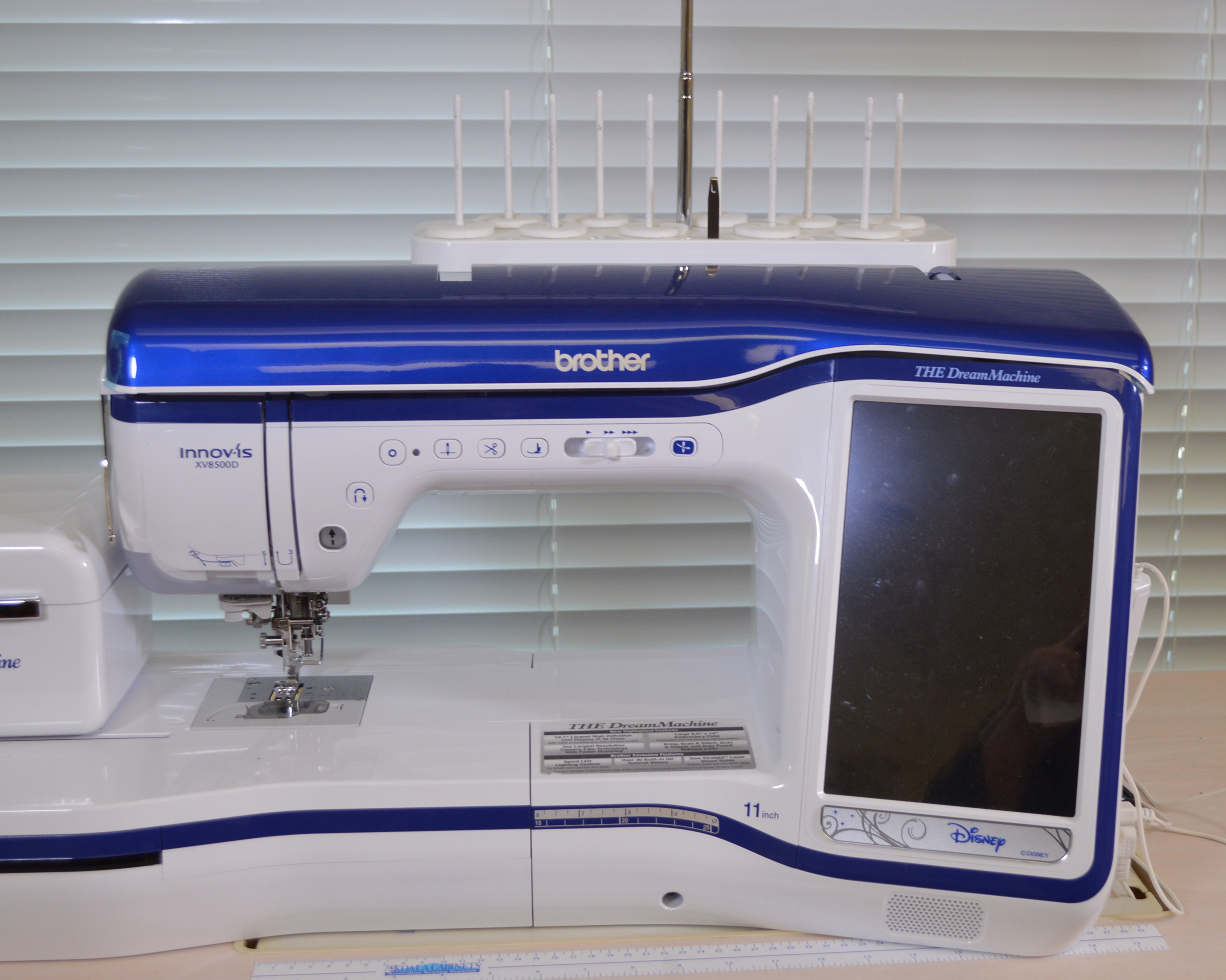 Brother The Dream Machine®  Innov-is XV8500D Sewing and Embroidery Machine