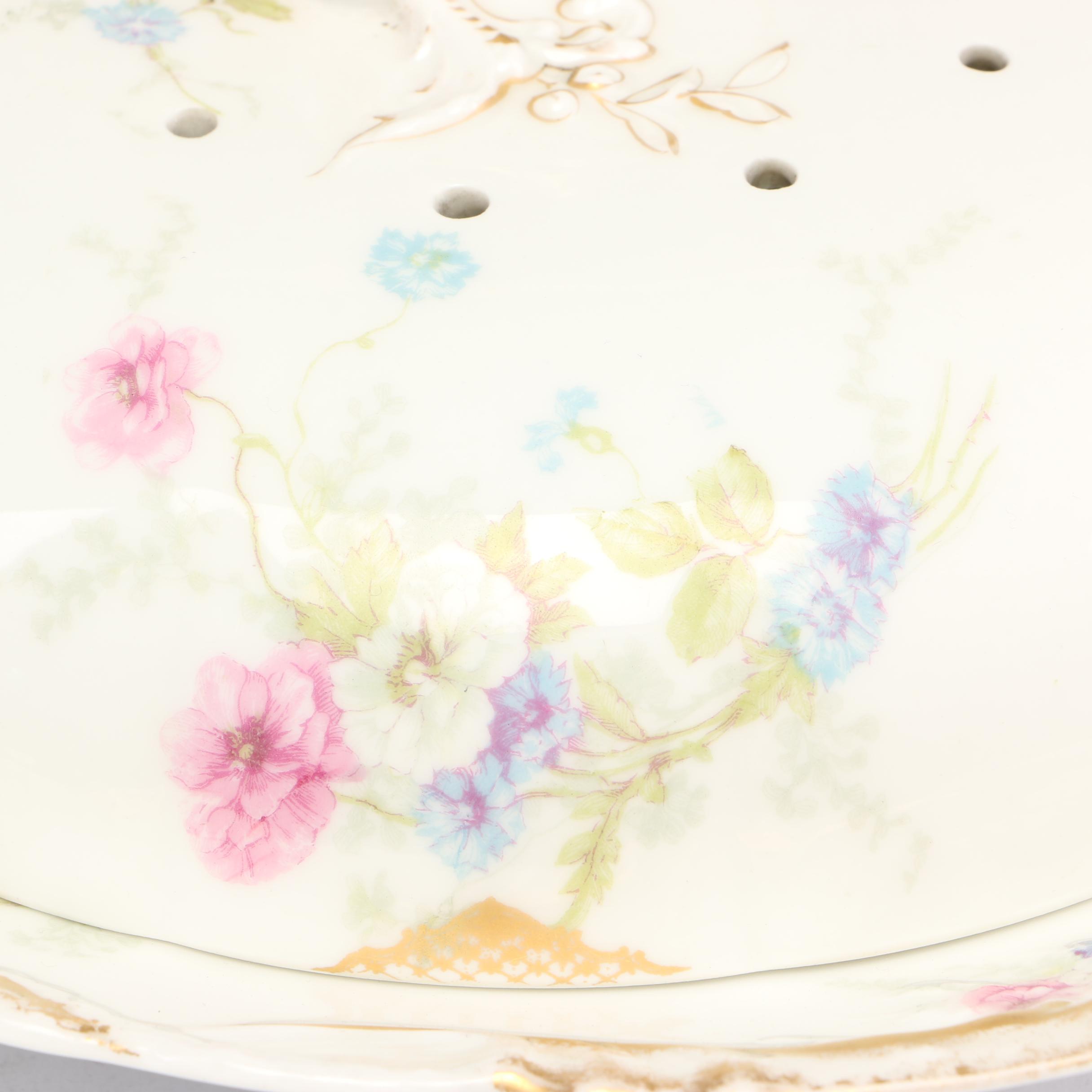 Théodore Haviland Porcelain Pancake Holder, Circa 1893—1905