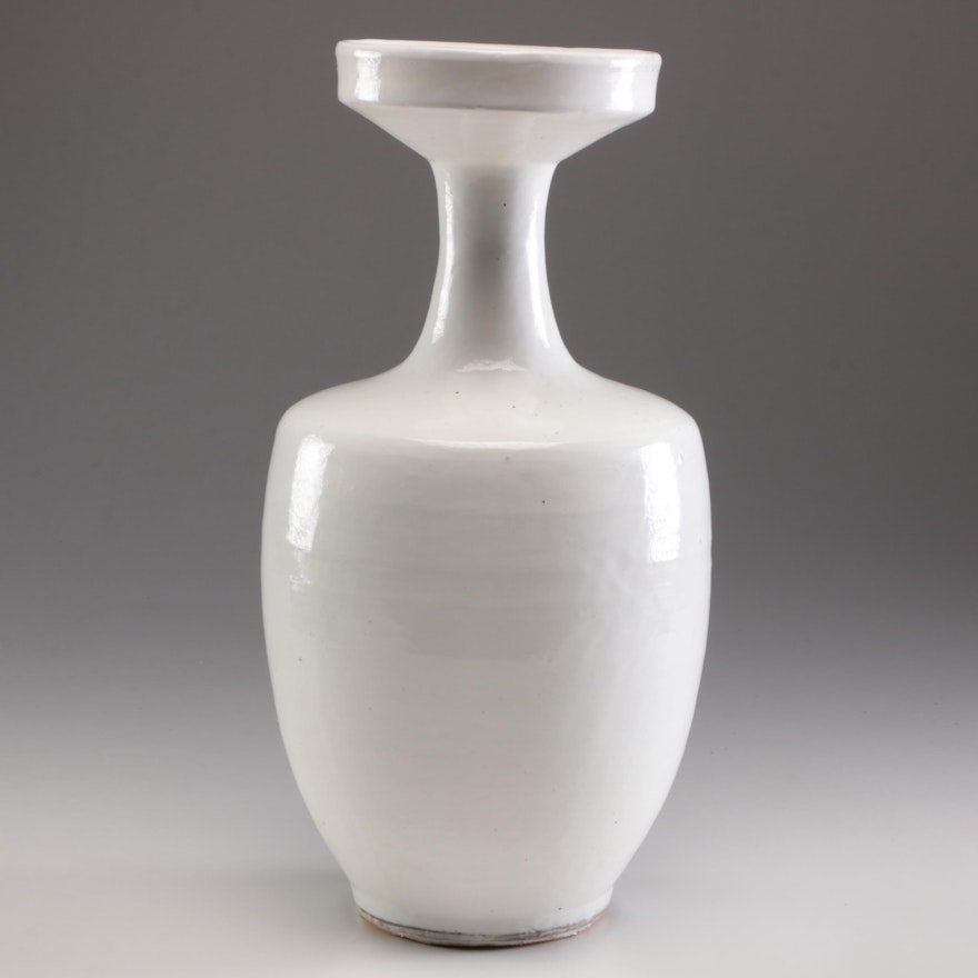 Chinese Blanc de Chine Ceramic Vase