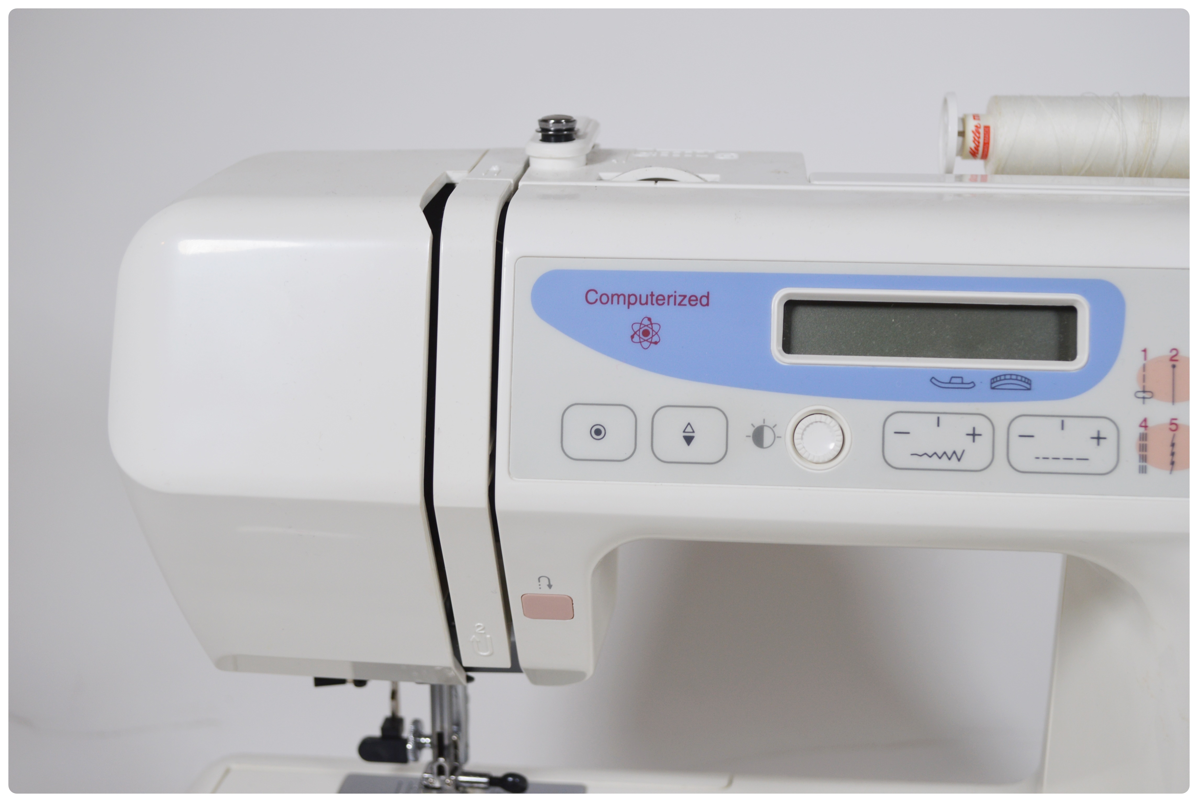 Janome Memory Craft 3500 Computerized Sewing Machine