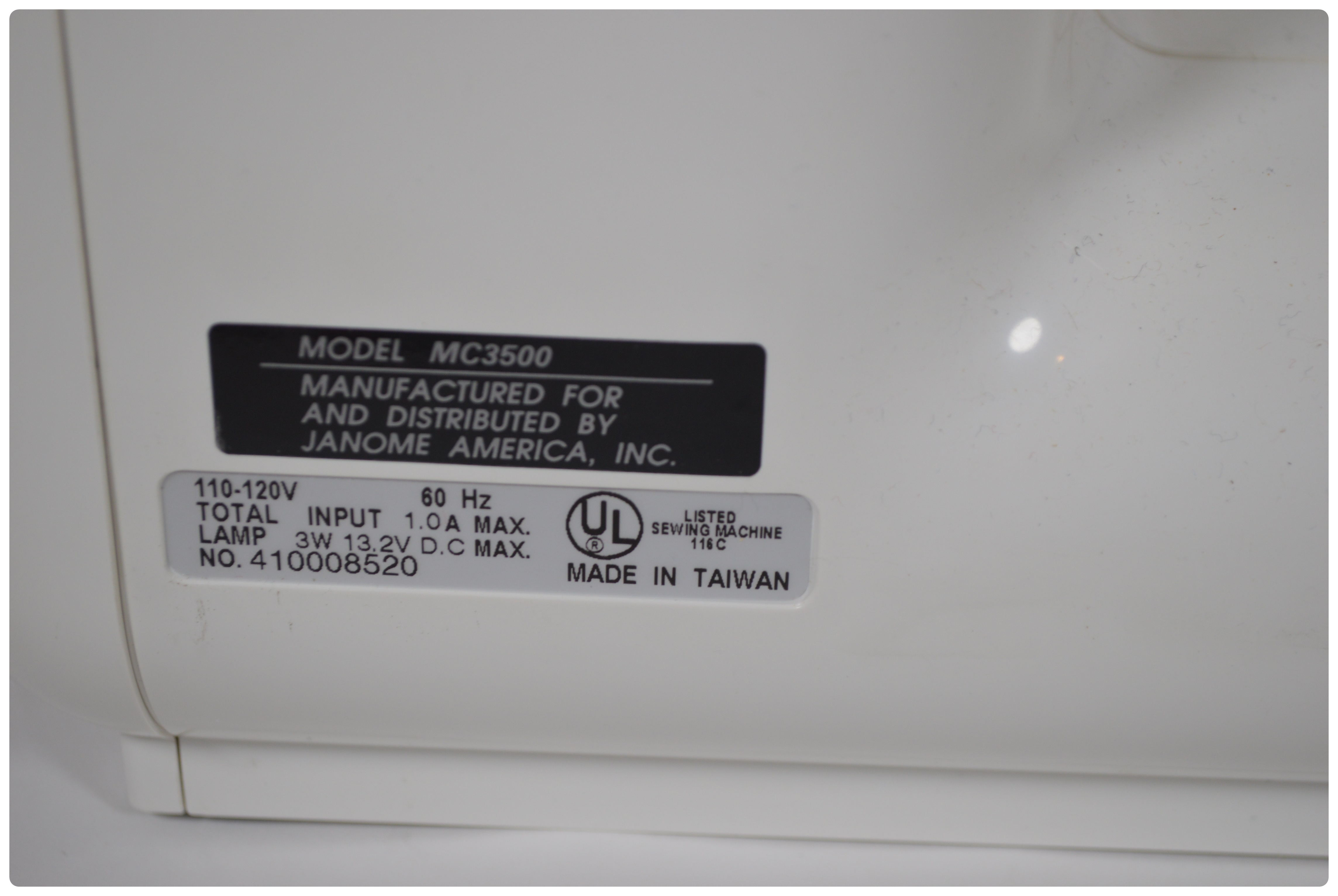 Janome Memory Craft 3500 Computerized Sewing Machine