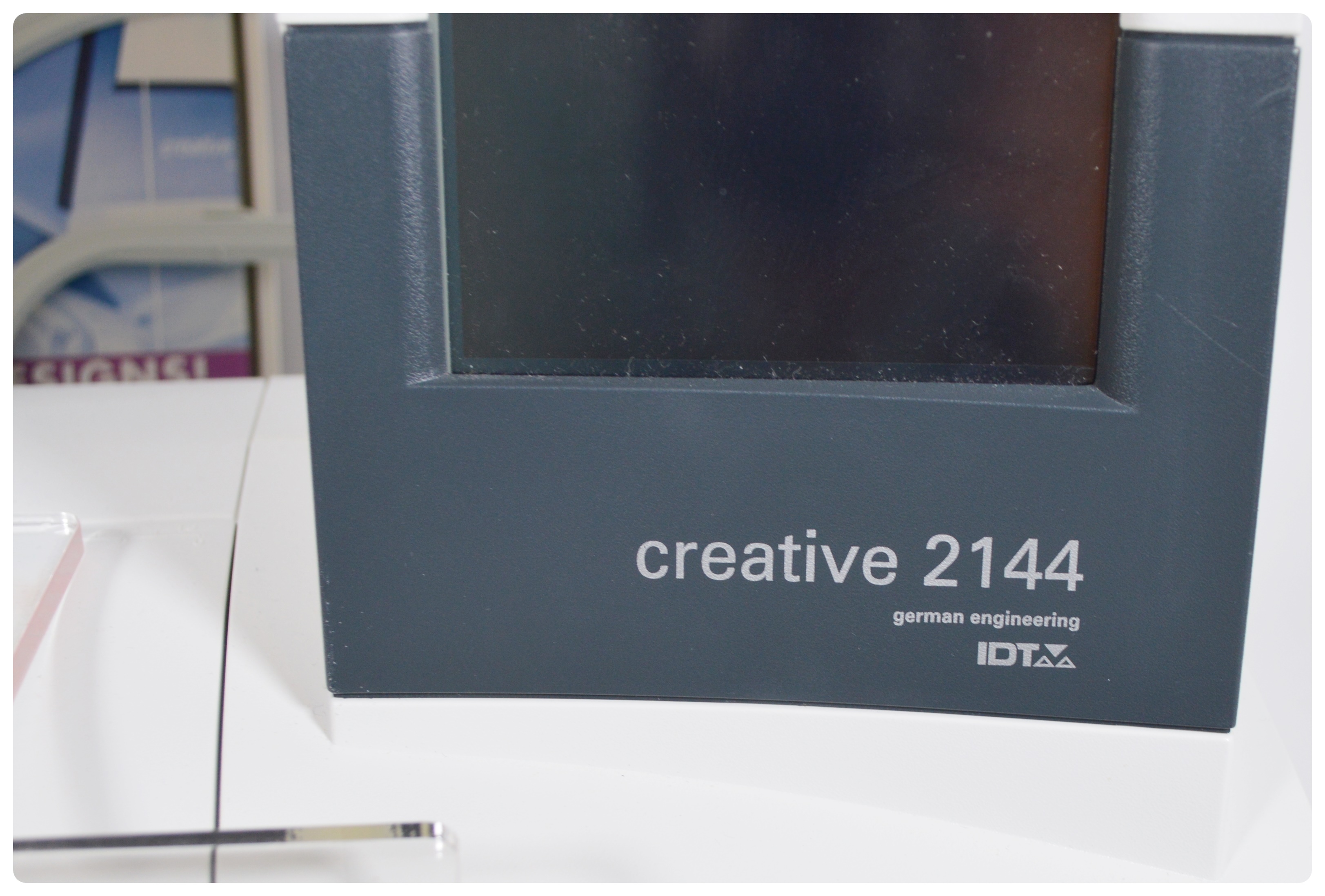 Pfaff Creative 2144 Sewing and Embroidery Machine and Accessories