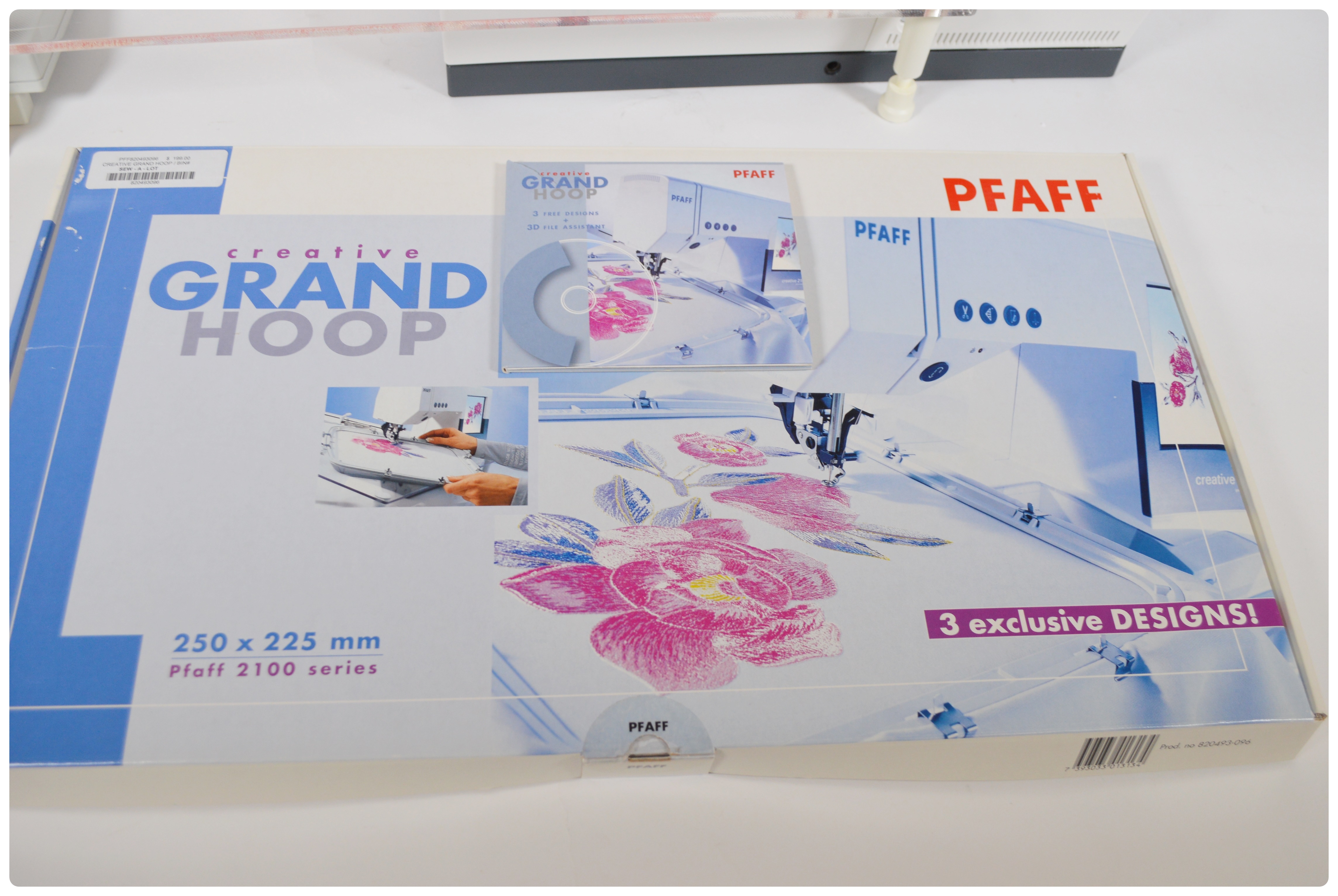 Pfaff Creative 2144 Sewing and Embroidery Machine and Accessories