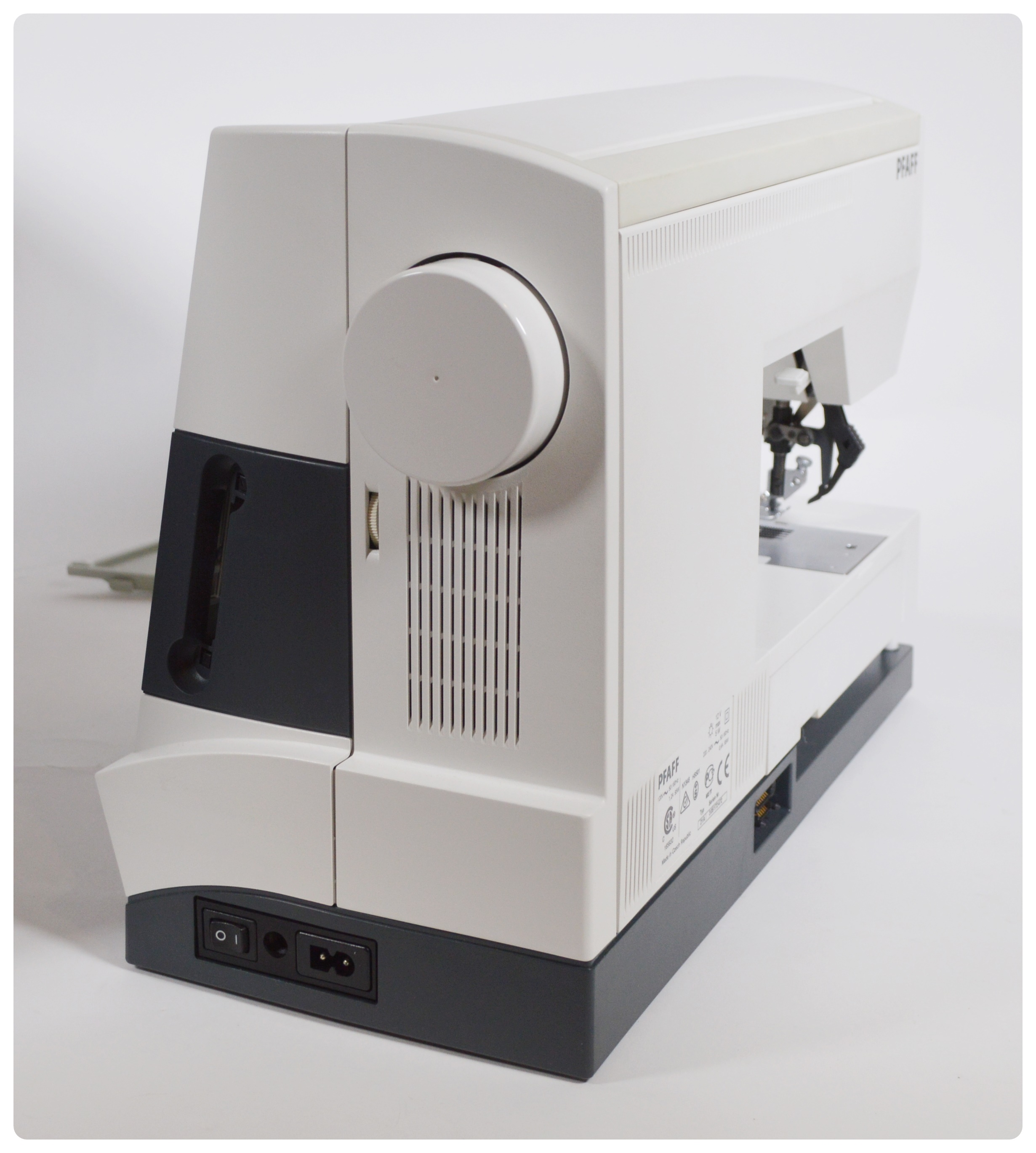 Pfaff Creative 2144 Sewing and Embroidery Machine and Accessories