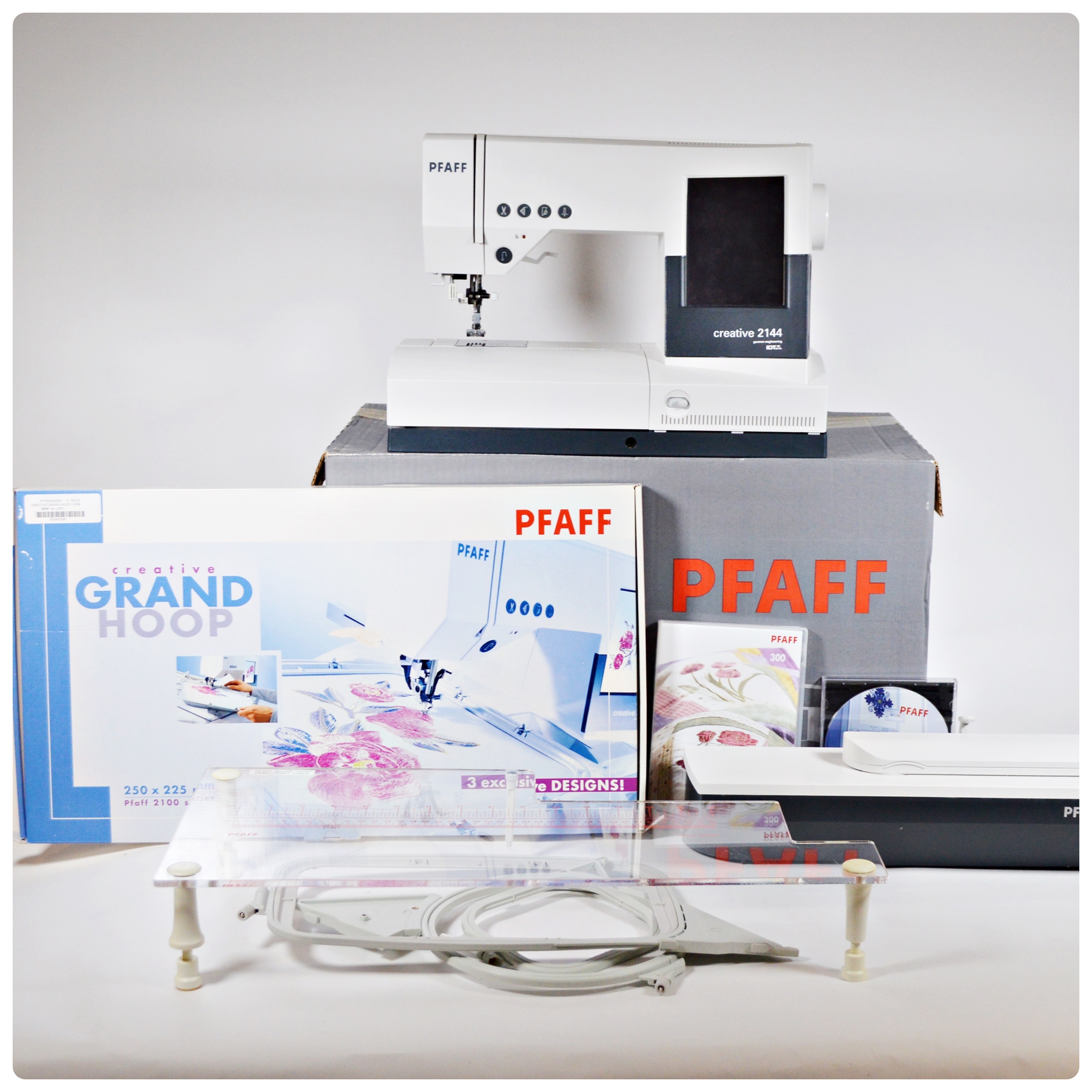 Pfaff Creative 2144 Sewing and Embroidery Machine and Accessories