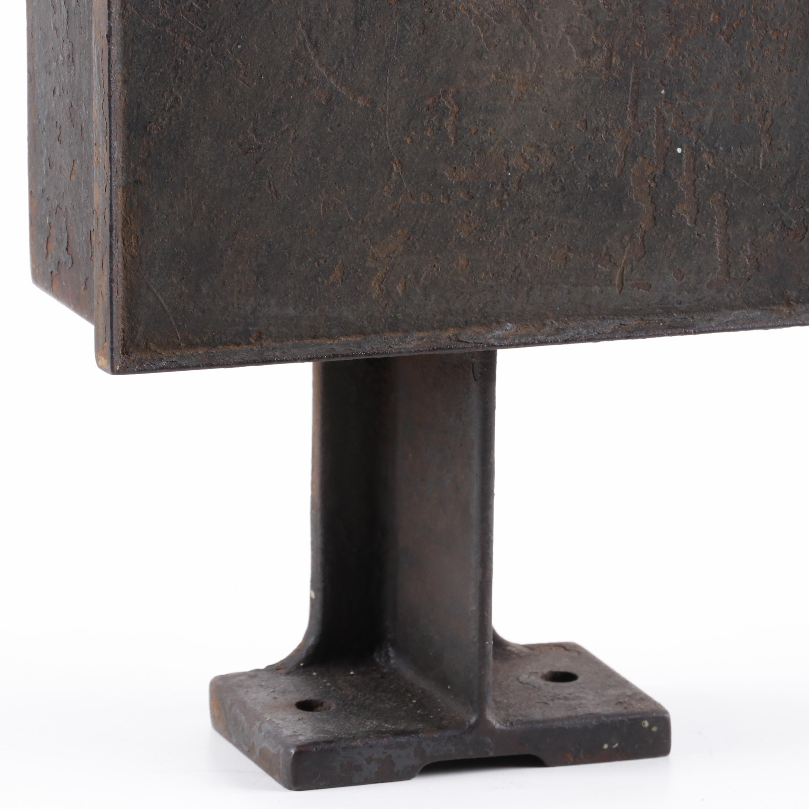 F.E. Reed & Co. Cast Iron Gear Box, Early 20th Century
