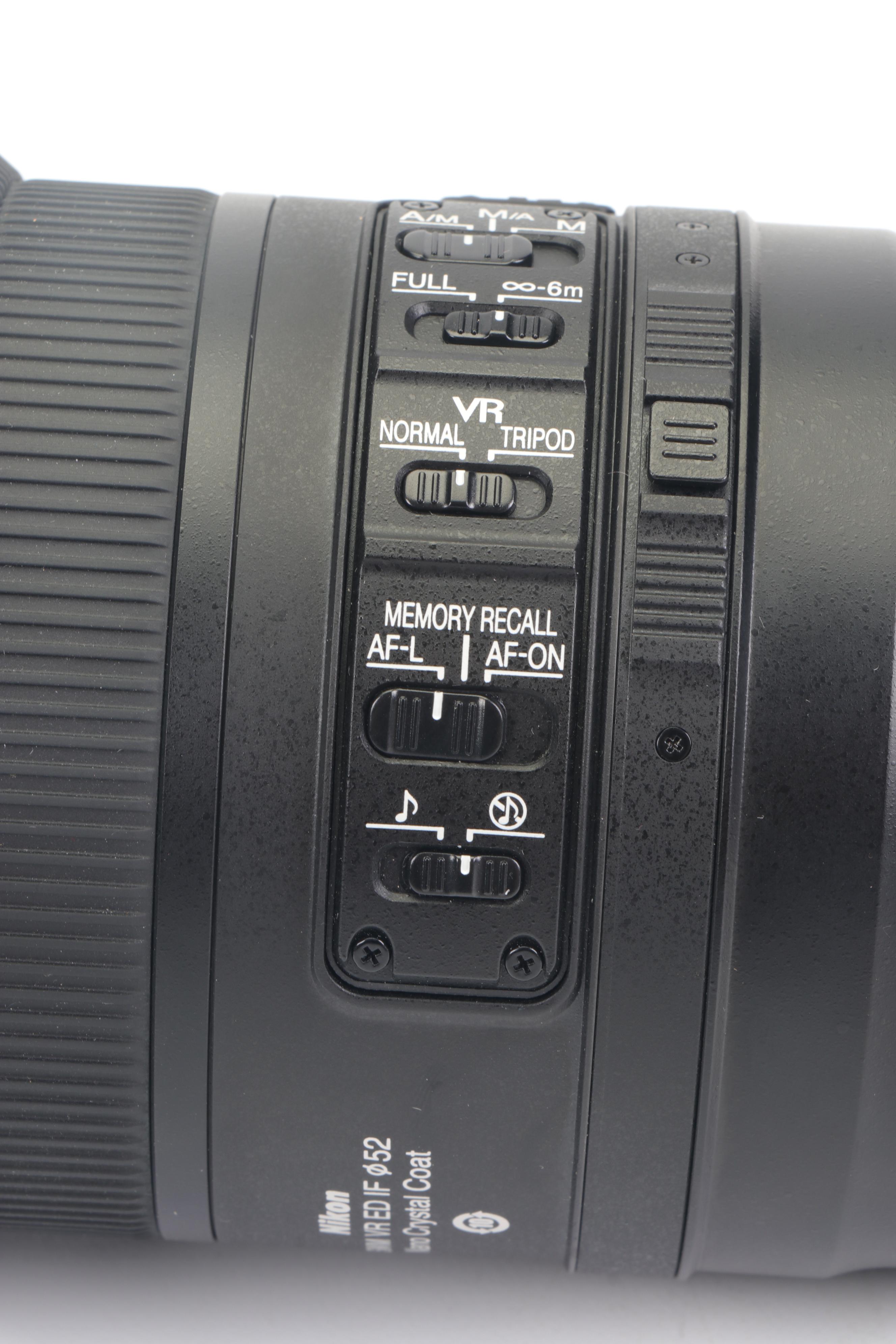 Nikon N AF-S Nikkor 400mm Lens with CT-404 Trunk Case