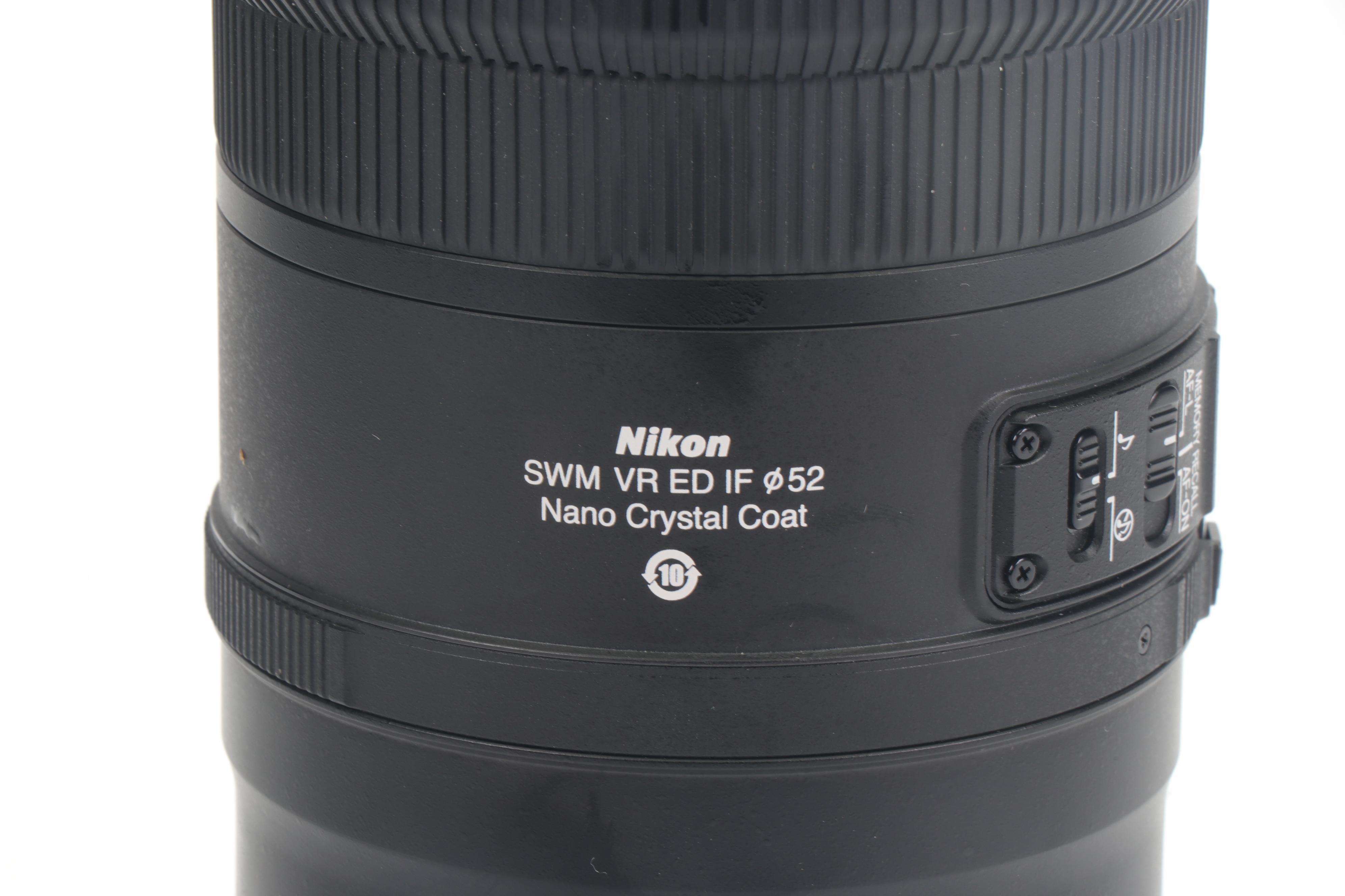 Nikon N AF-S Nikkor 400mm Lens with CT-404 Trunk Case