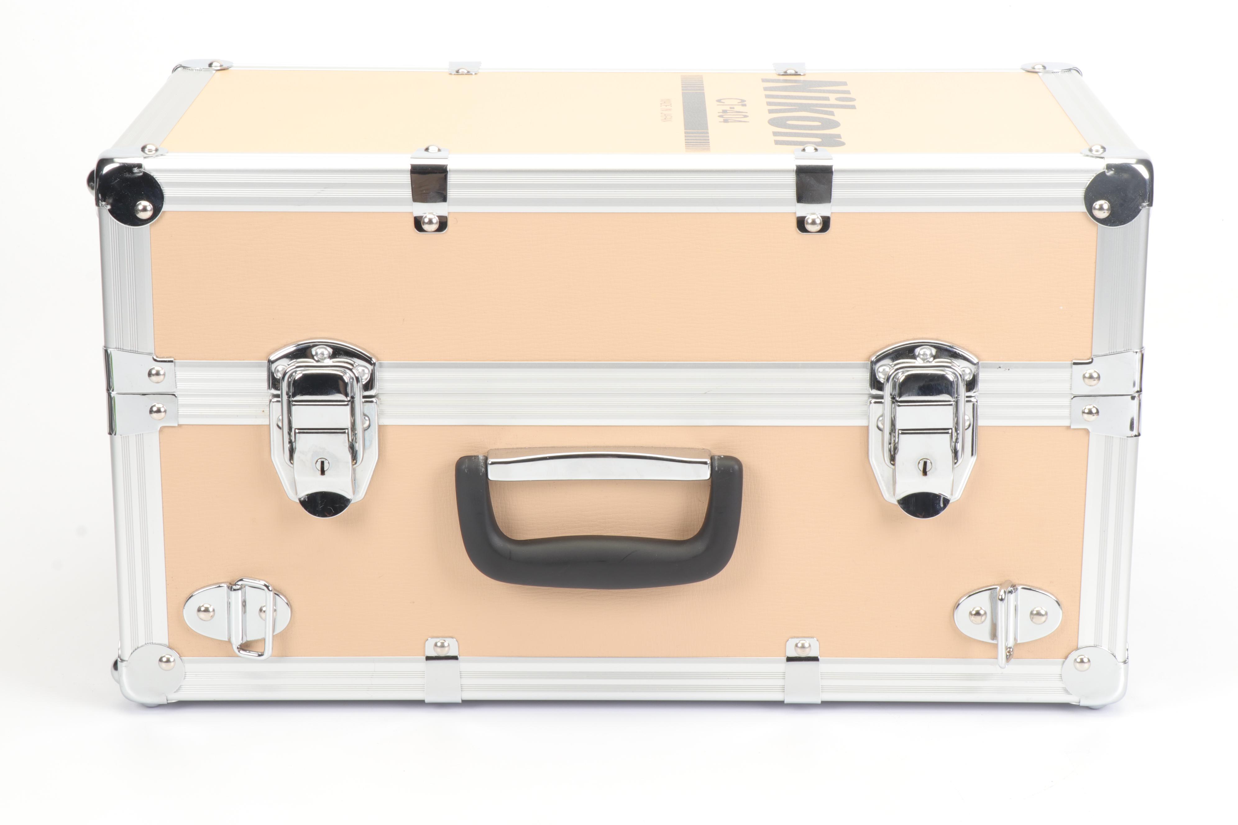 Nikon N AF-S Nikkor 400mm Lens with CT-404 Trunk Case