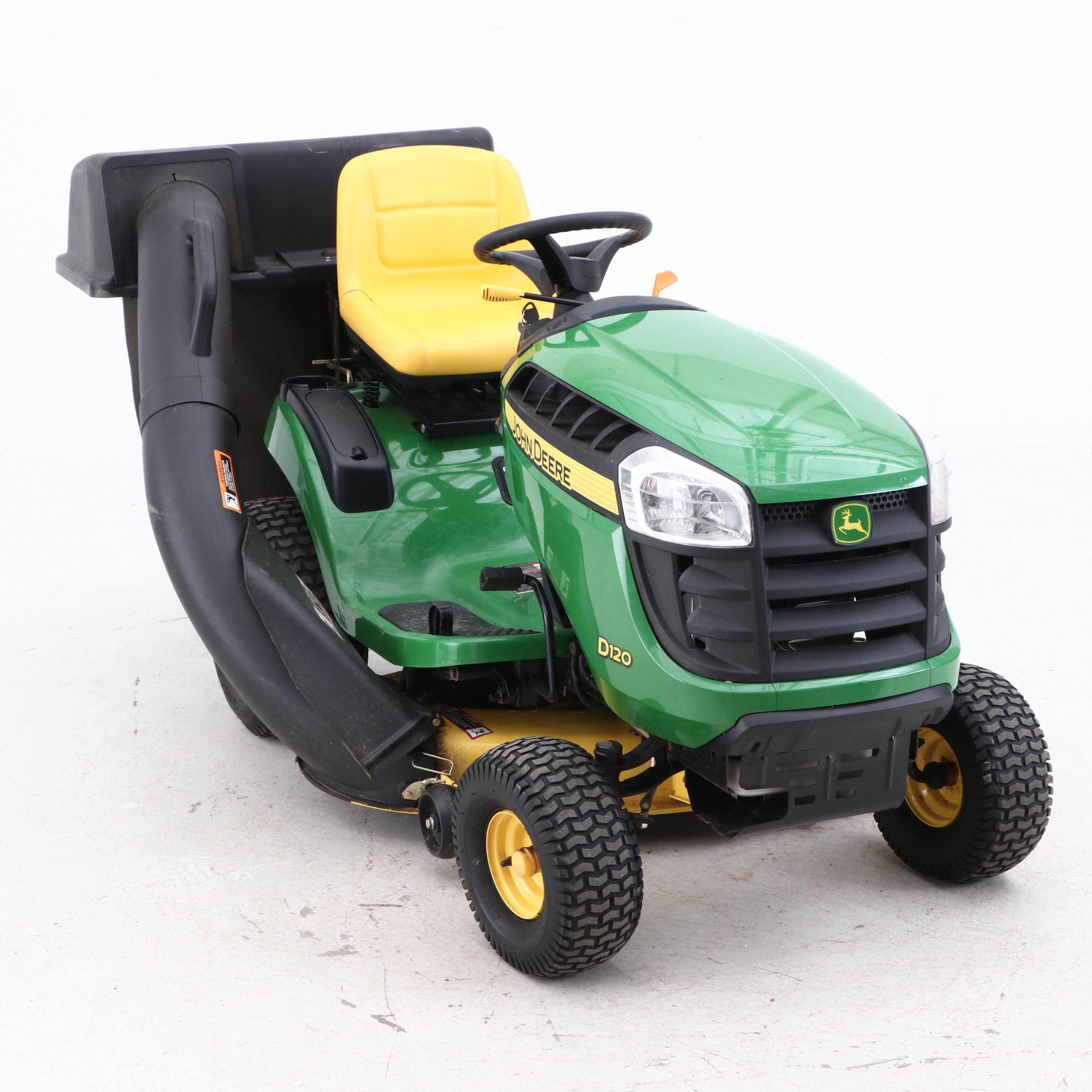 John Deere D120 Riding Lawn Mower and Bag Attachment