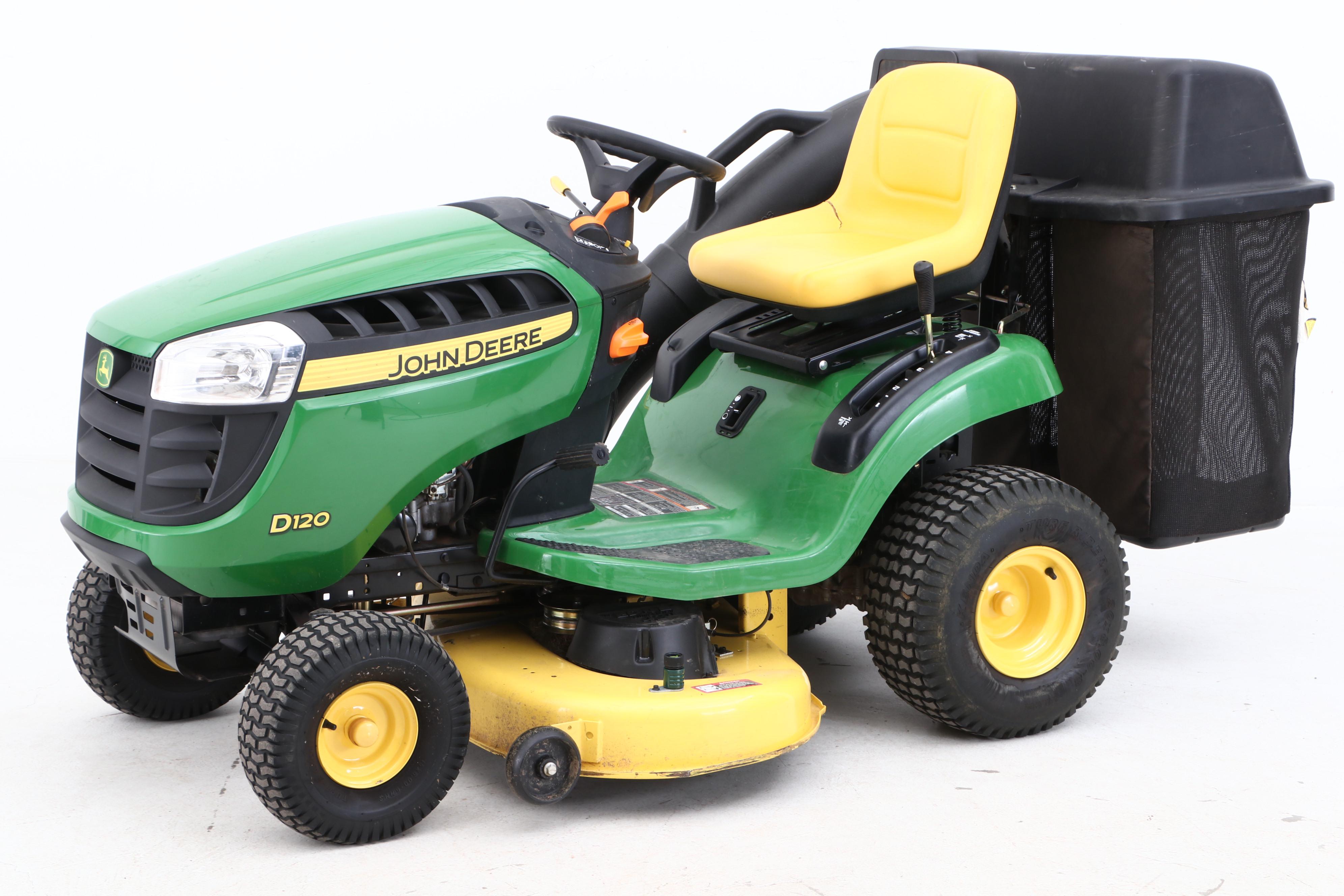 John Deere D120 Riding Lawn Mower and Bag Attachment
