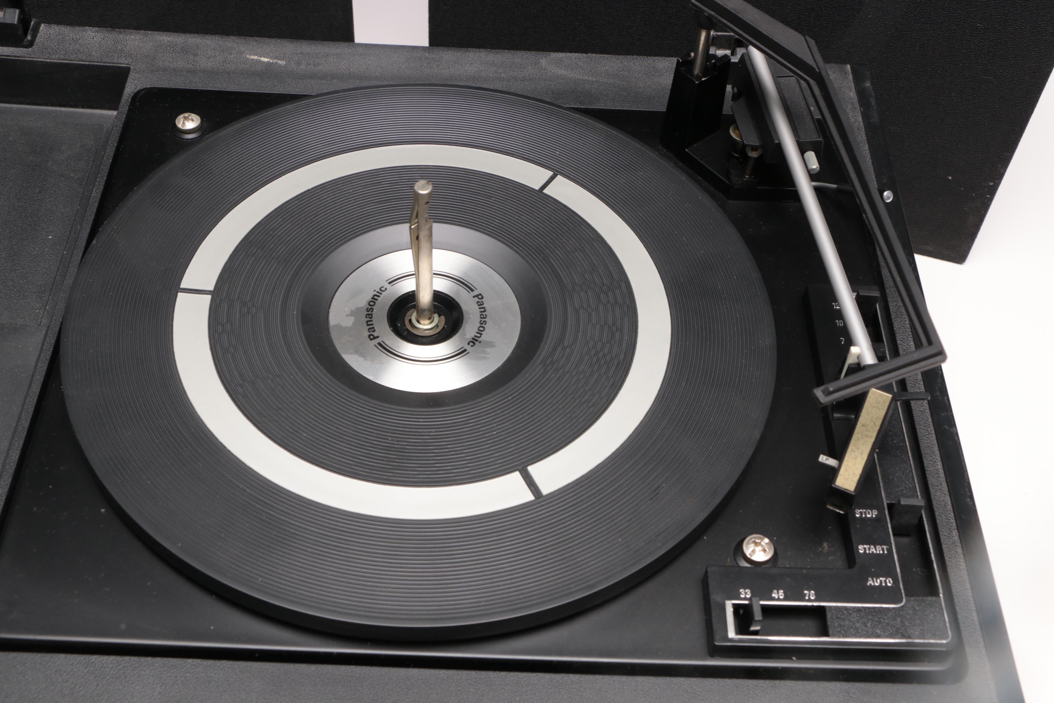 Panasonic PLL Multiplex Circuit Stereo with Speakers, Late 20th Century