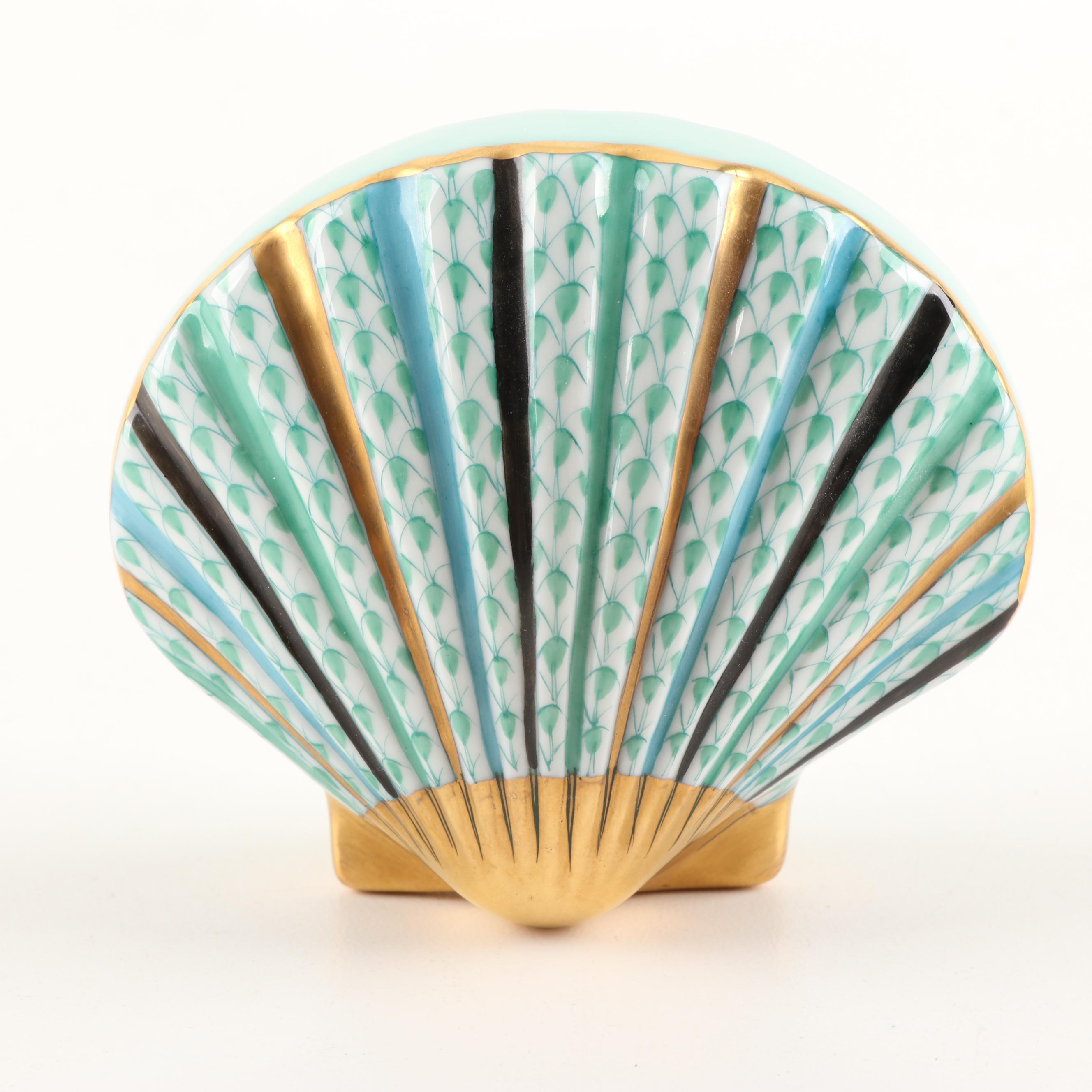 Herend First Edition Green Fishnet "Scallop Shell" Porcelain Figurine