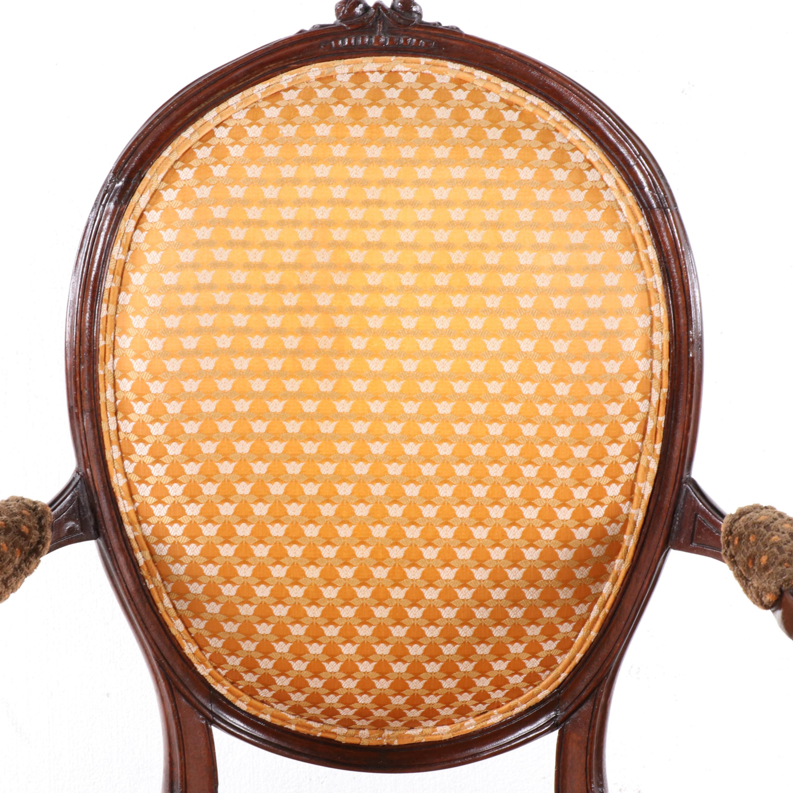 Pair of George III Rococo Style Carved Wooden Parlor Chairs, Early 20th Century