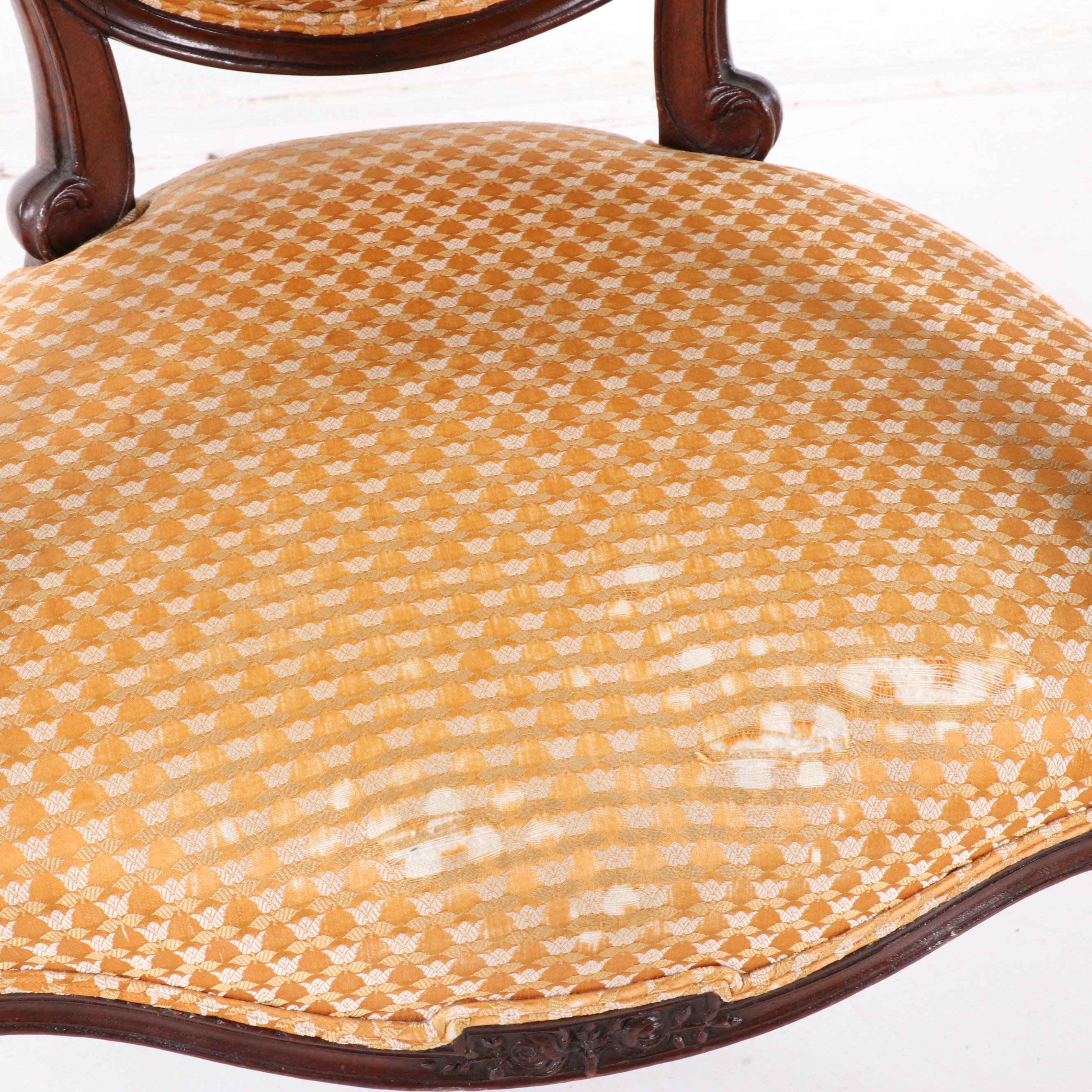 Pair of George III Rococo Style Carved Wooden Parlor Chairs, Early 20th Century