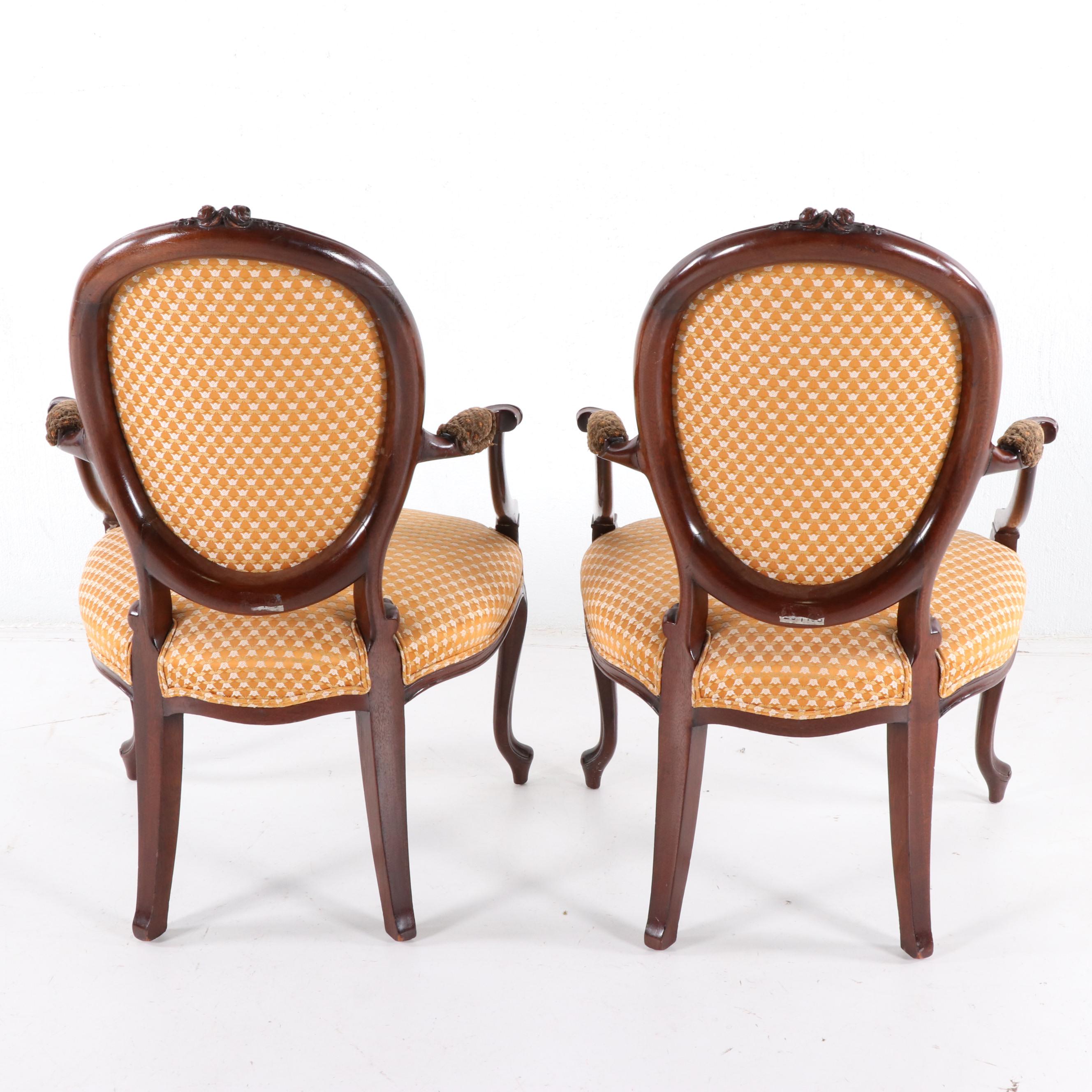 Pair of George III Rococo Style Carved Wooden Parlor Chairs, Early 20th Century