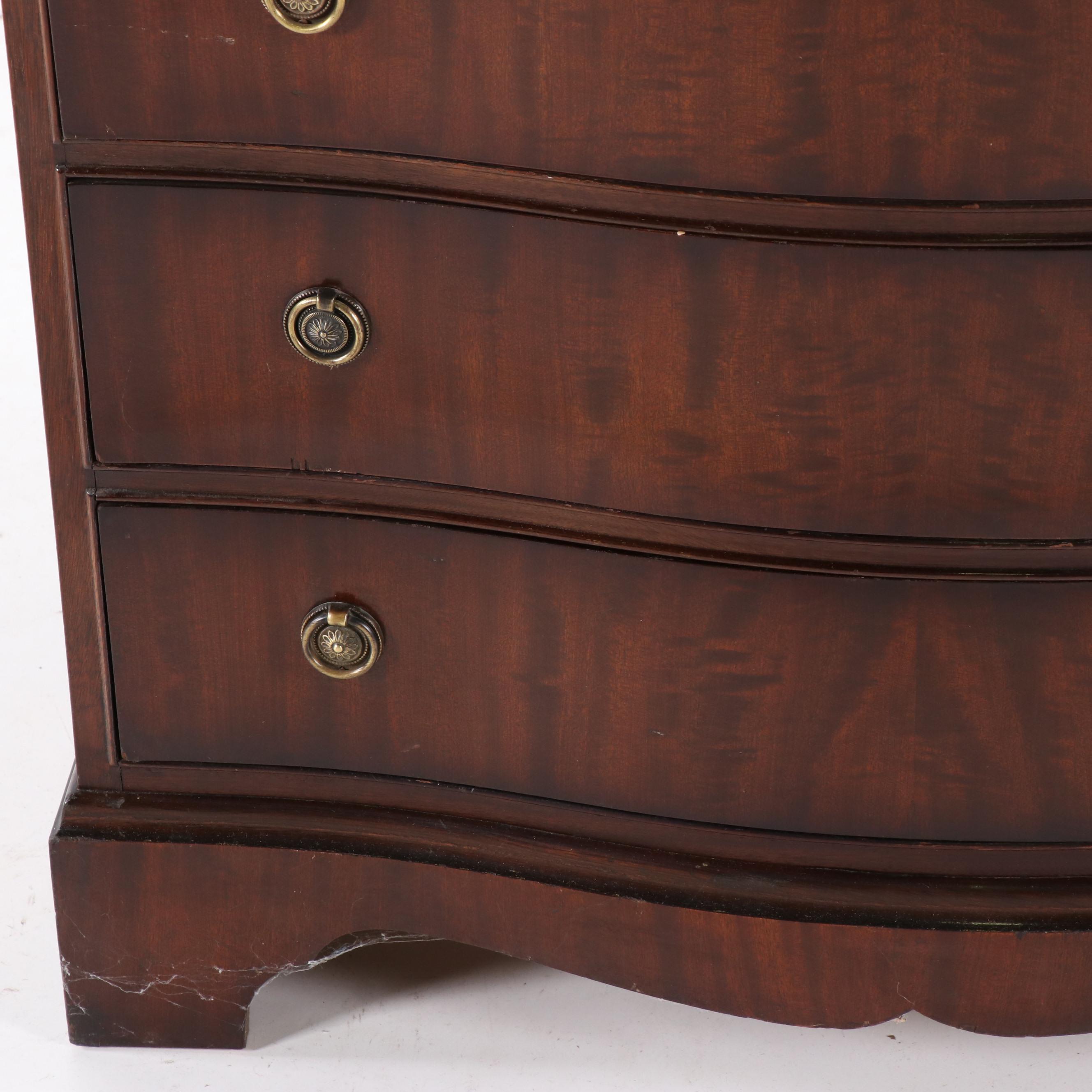 George III Style Mahogany Serpentine Bachelor's Chest, Mid-20th Century