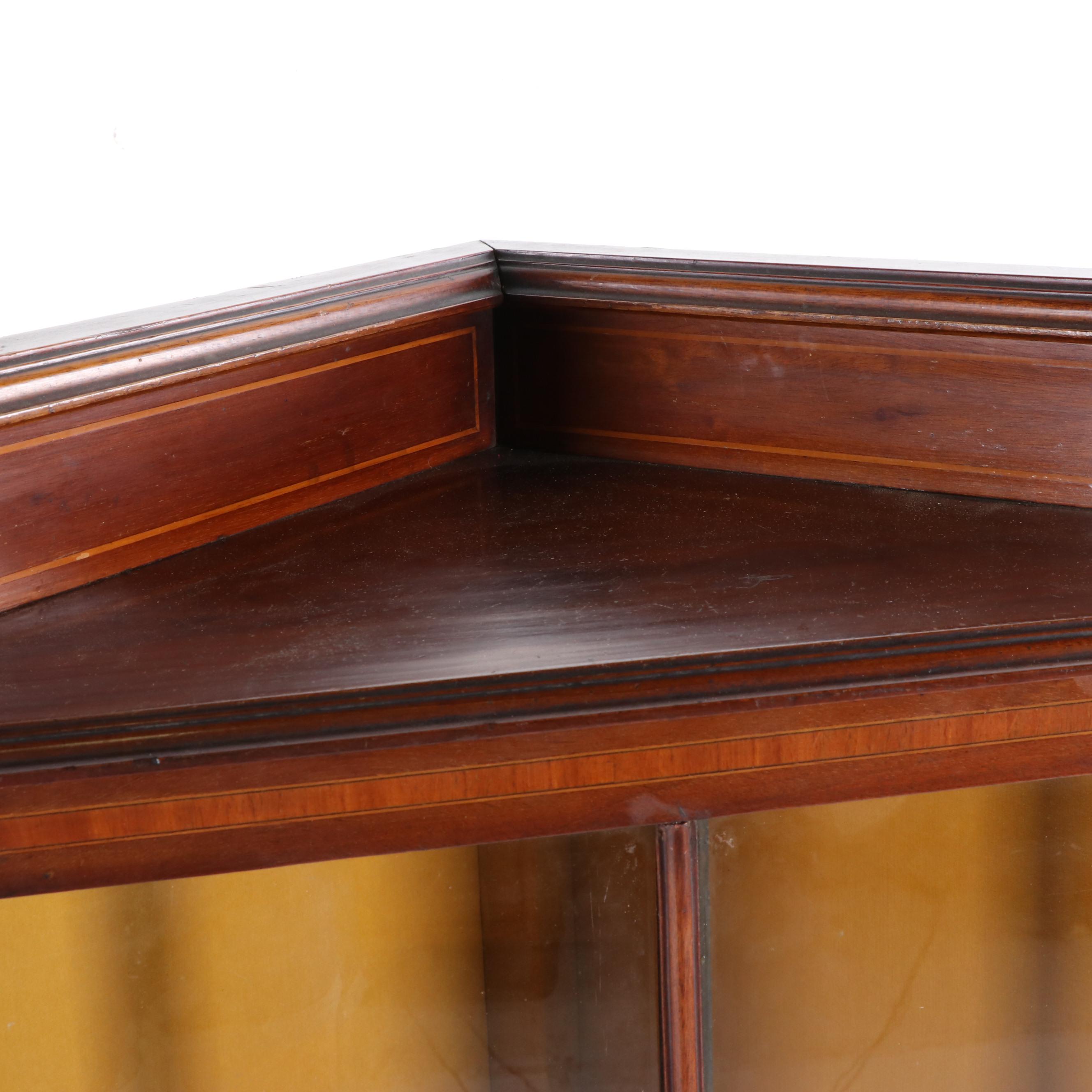 Regency Style Mahogany and Satinwood Corner Curio Cabinet, circa 1920s