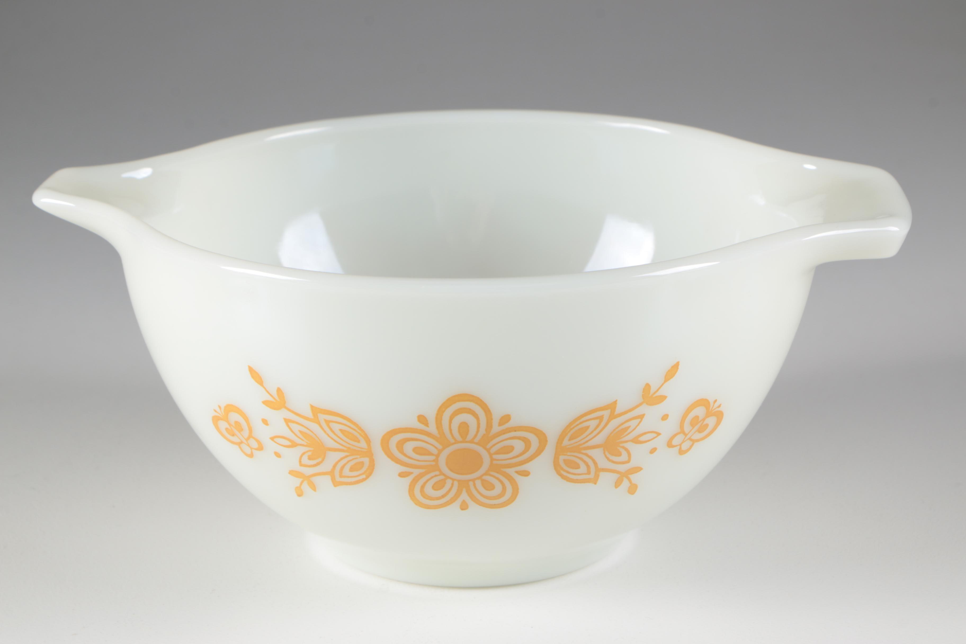 Anchor Hocking/Fire King "Wheat" Glass and Pyrex "Butterfly Gold" Bakeware