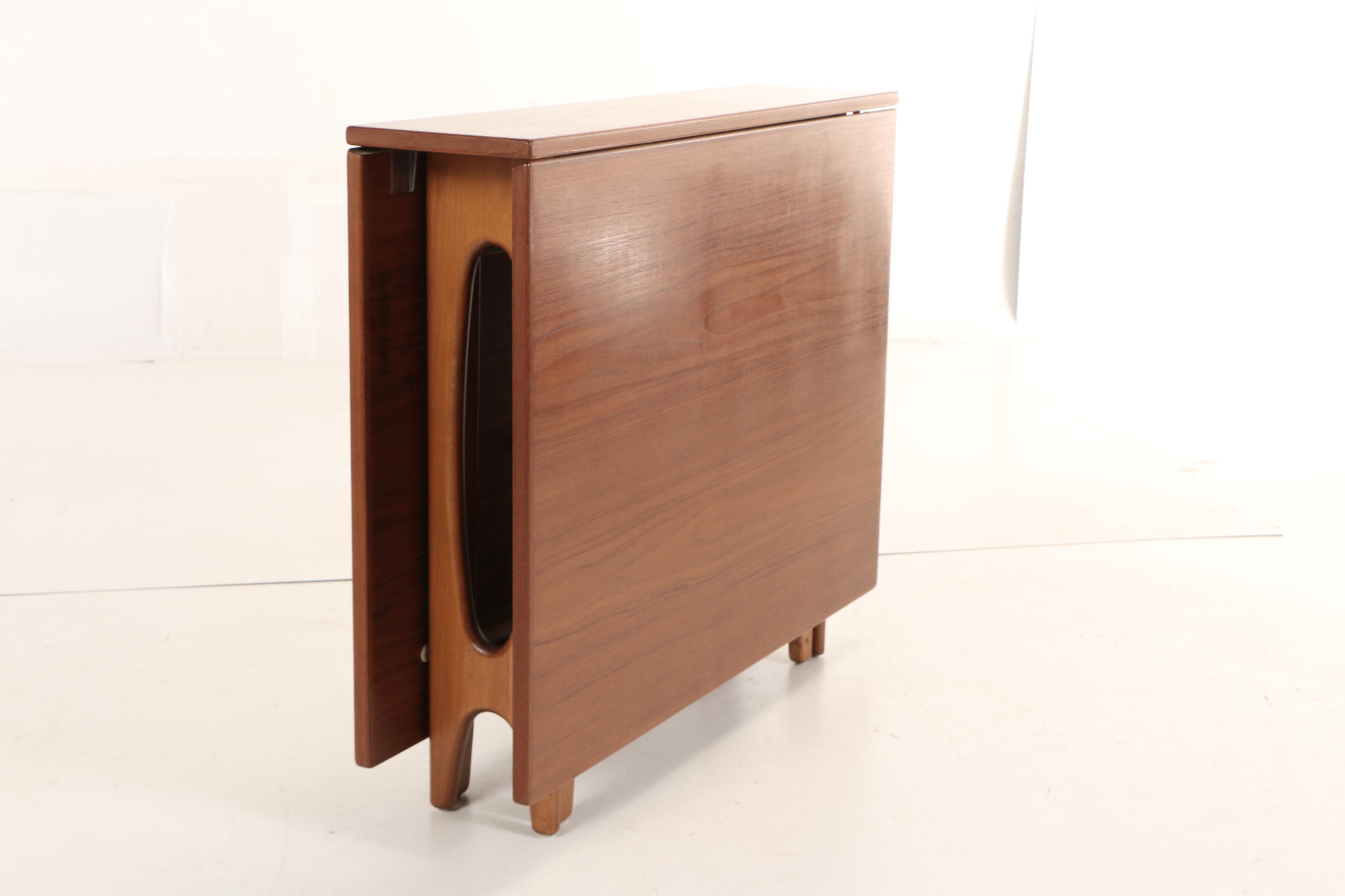 Norwegian Modern Teak Drop-Leaf Table, Circa 1960