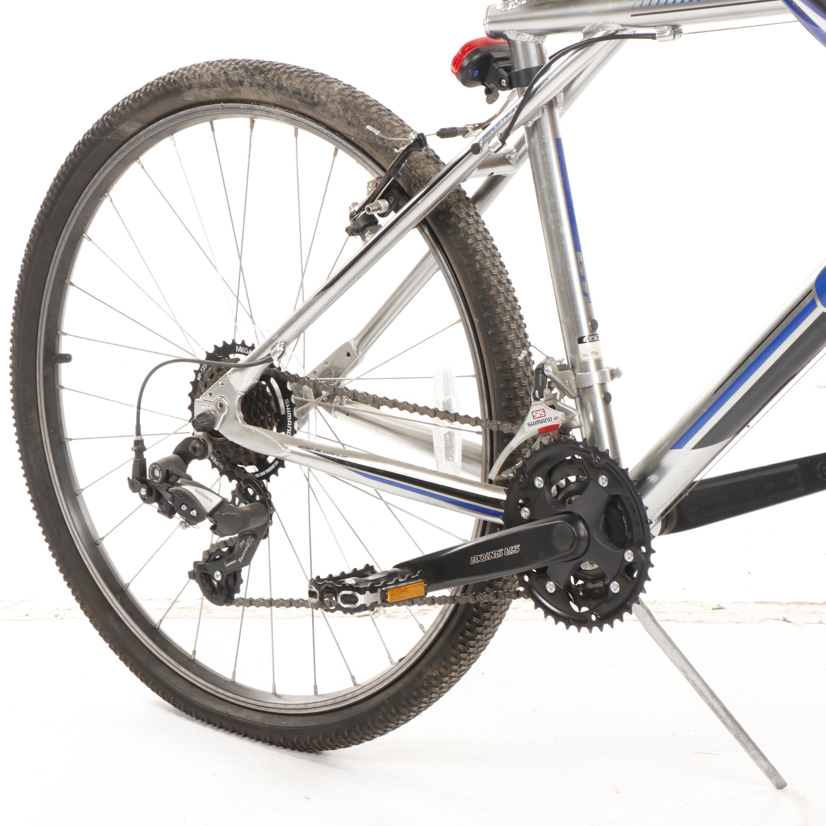 GT Aggressor 3.0 Mountain Bike