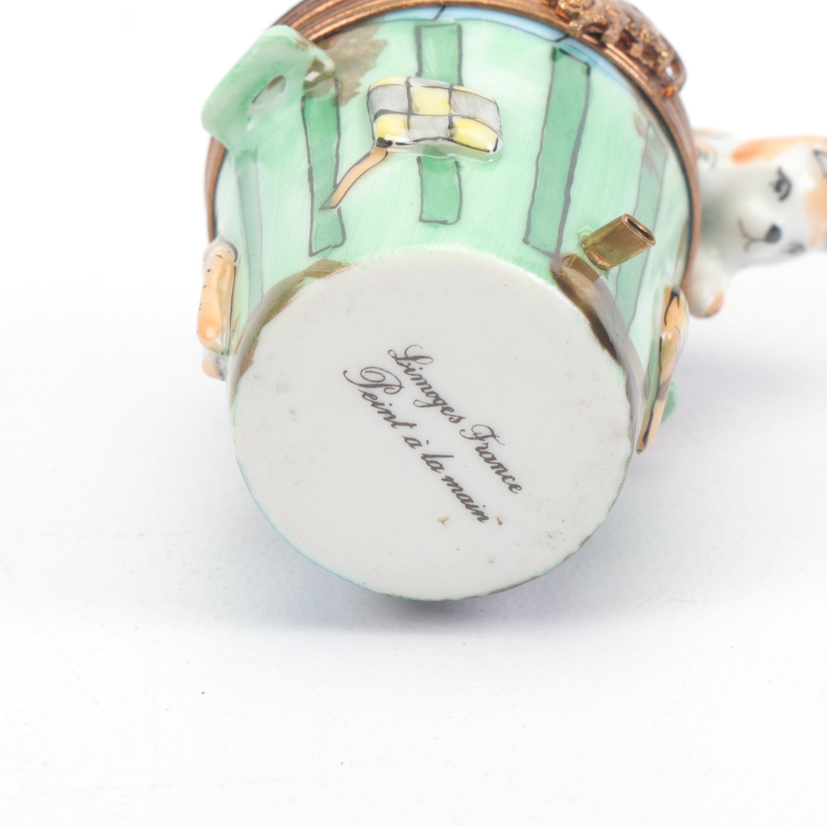 Limoges Hand-Painted Porcelain Alley Cat Trinket Box