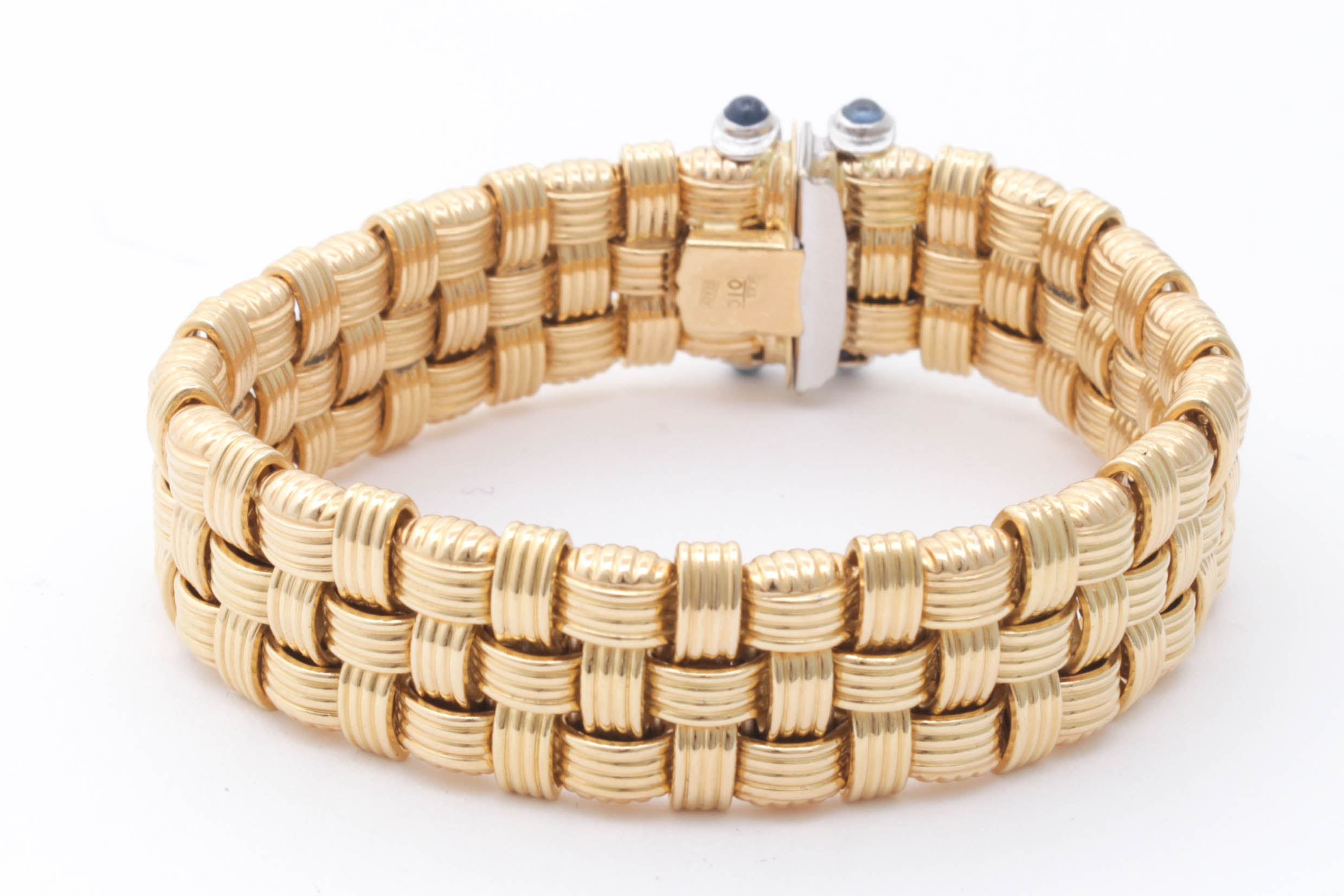 18K Yellow Gold Basket Weave Bracelet with 18K White Gold Sapphire Clasp