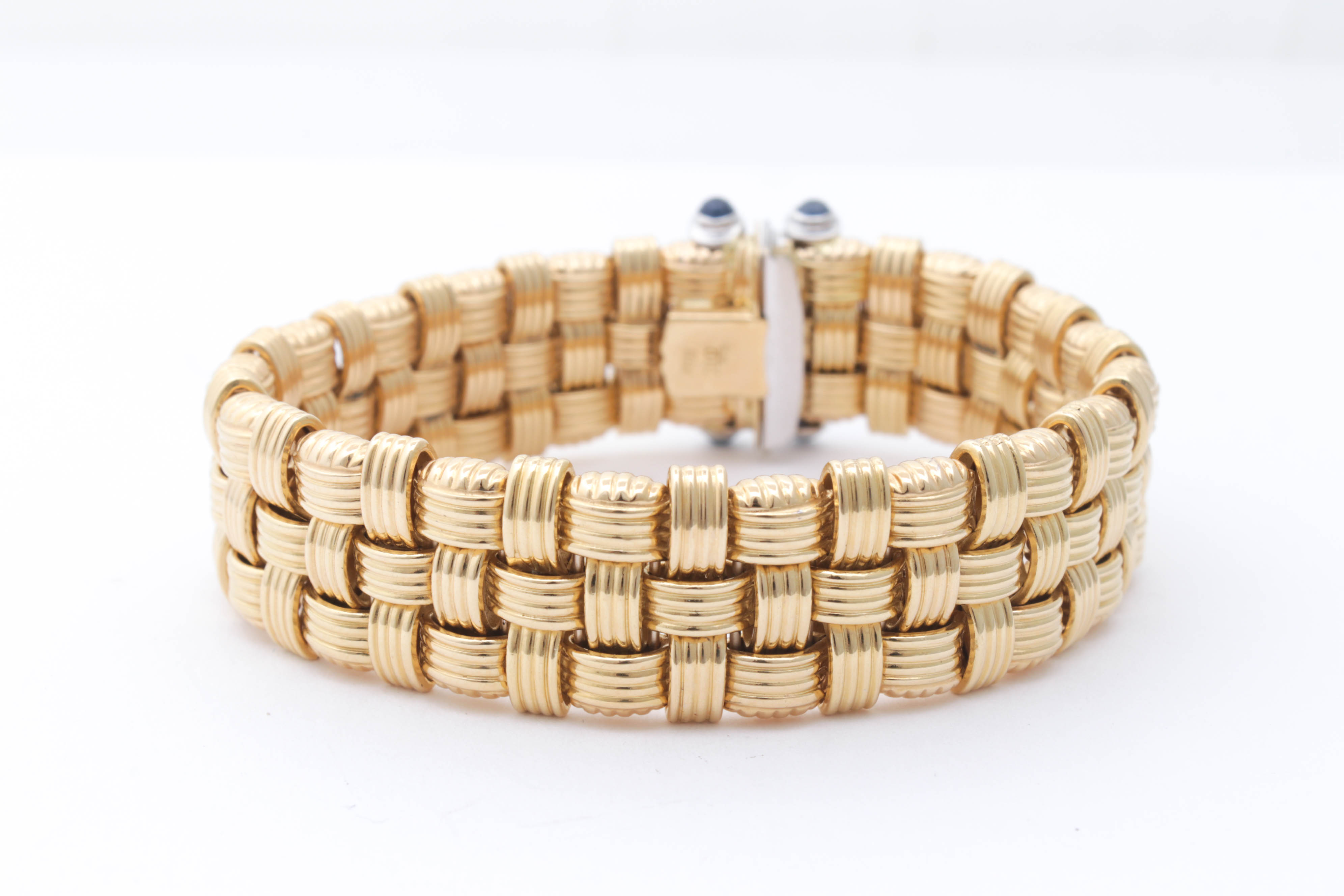 18K Yellow Gold Basket Weave Bracelet with 18K White Gold Sapphire Clasp