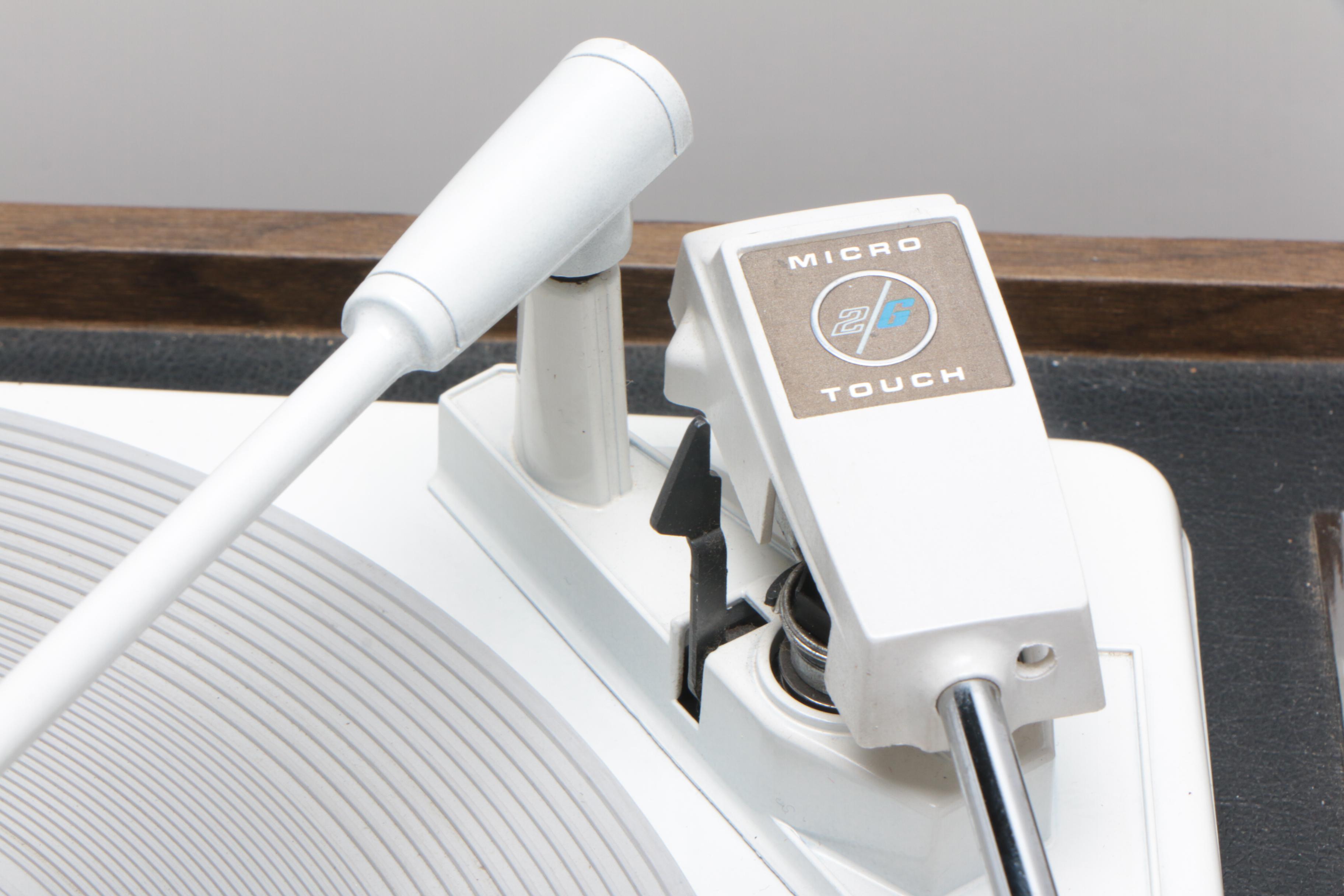 Zenith Solid State Record Player and Speakers, Mid to Late 20th Century