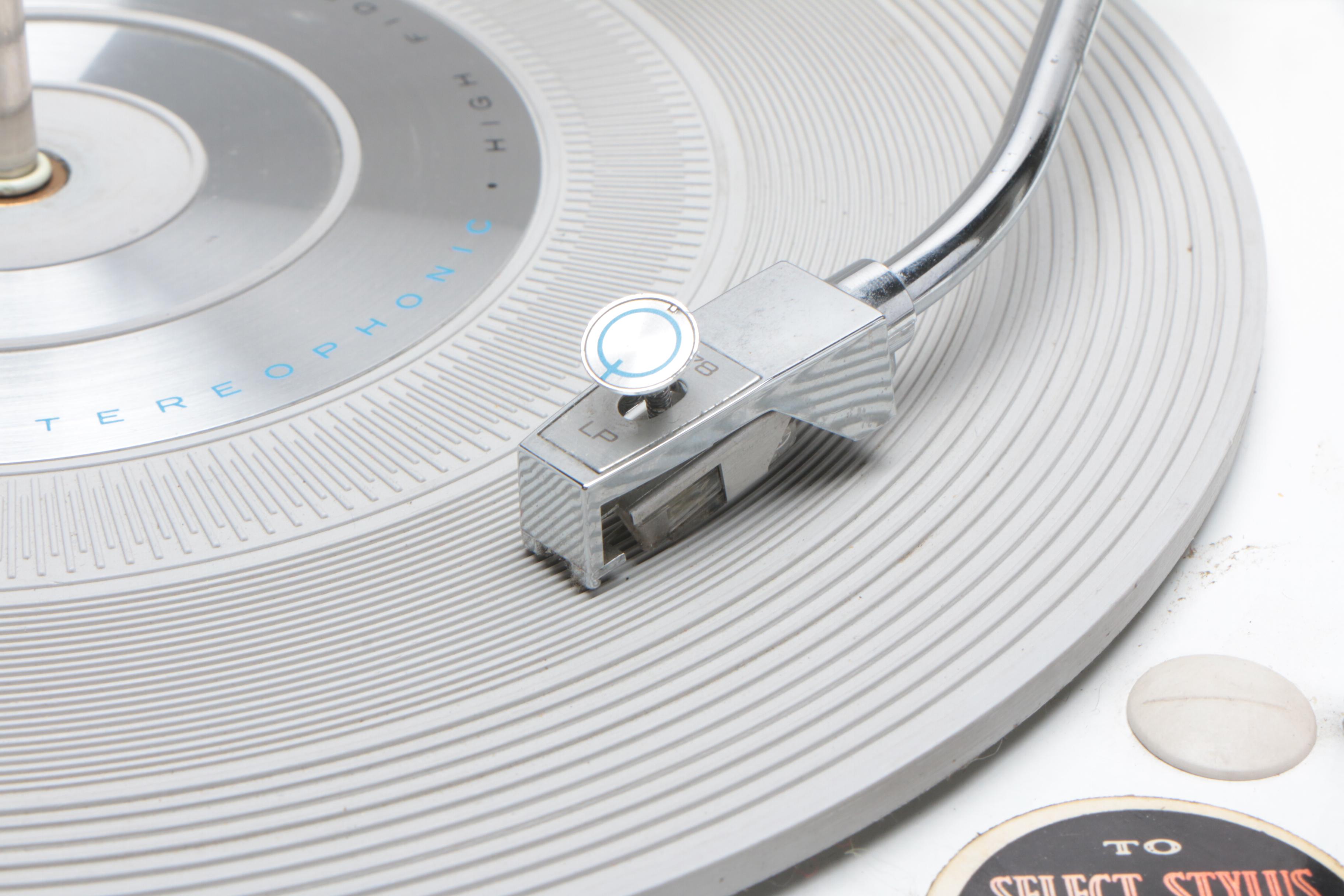 Zenith Solid State Record Player and Speakers, Mid to Late 20th Century